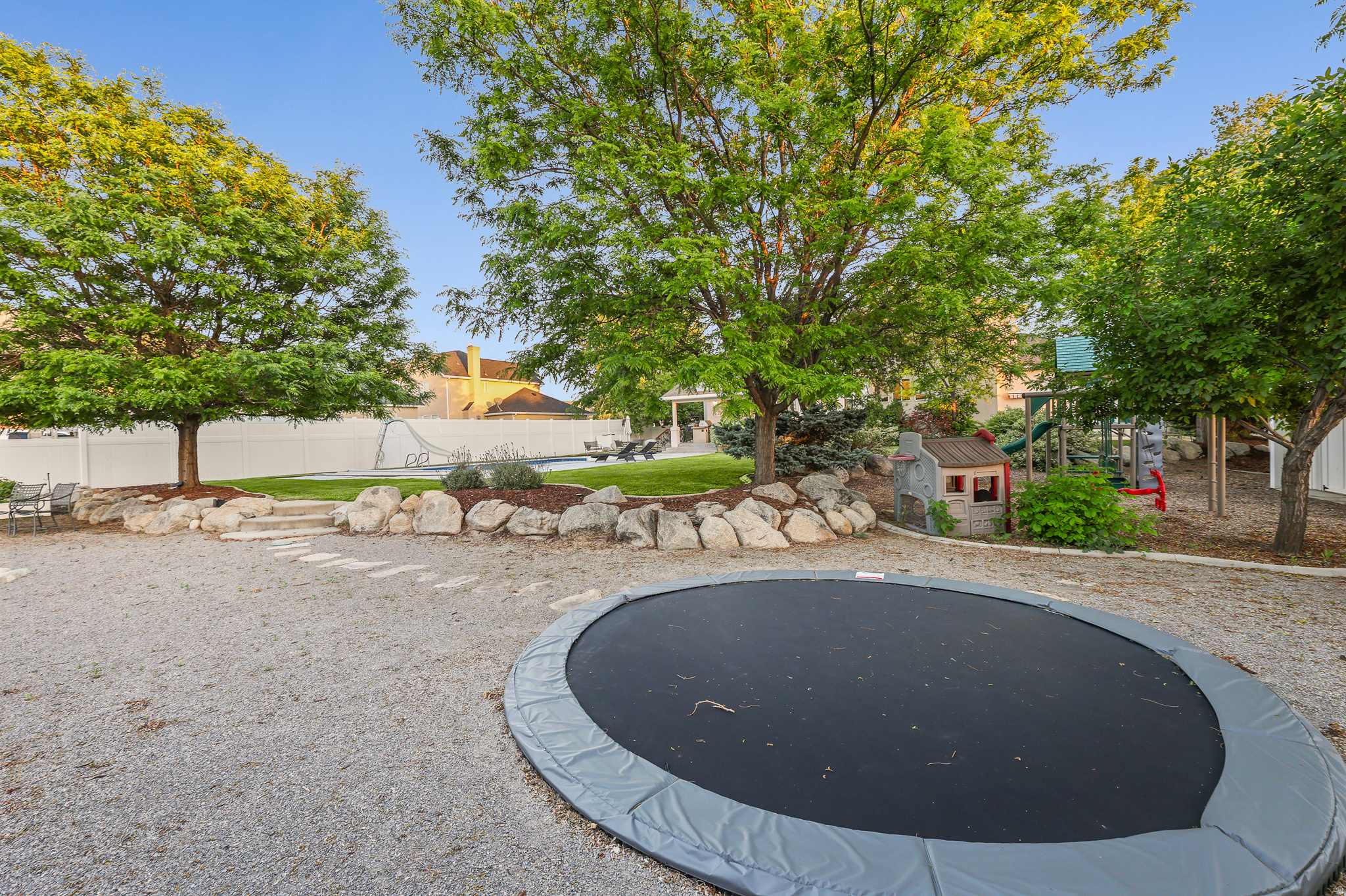 main property photo 76