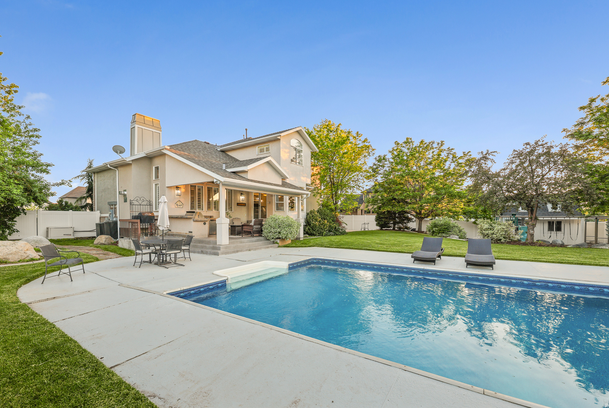 main property photo 92