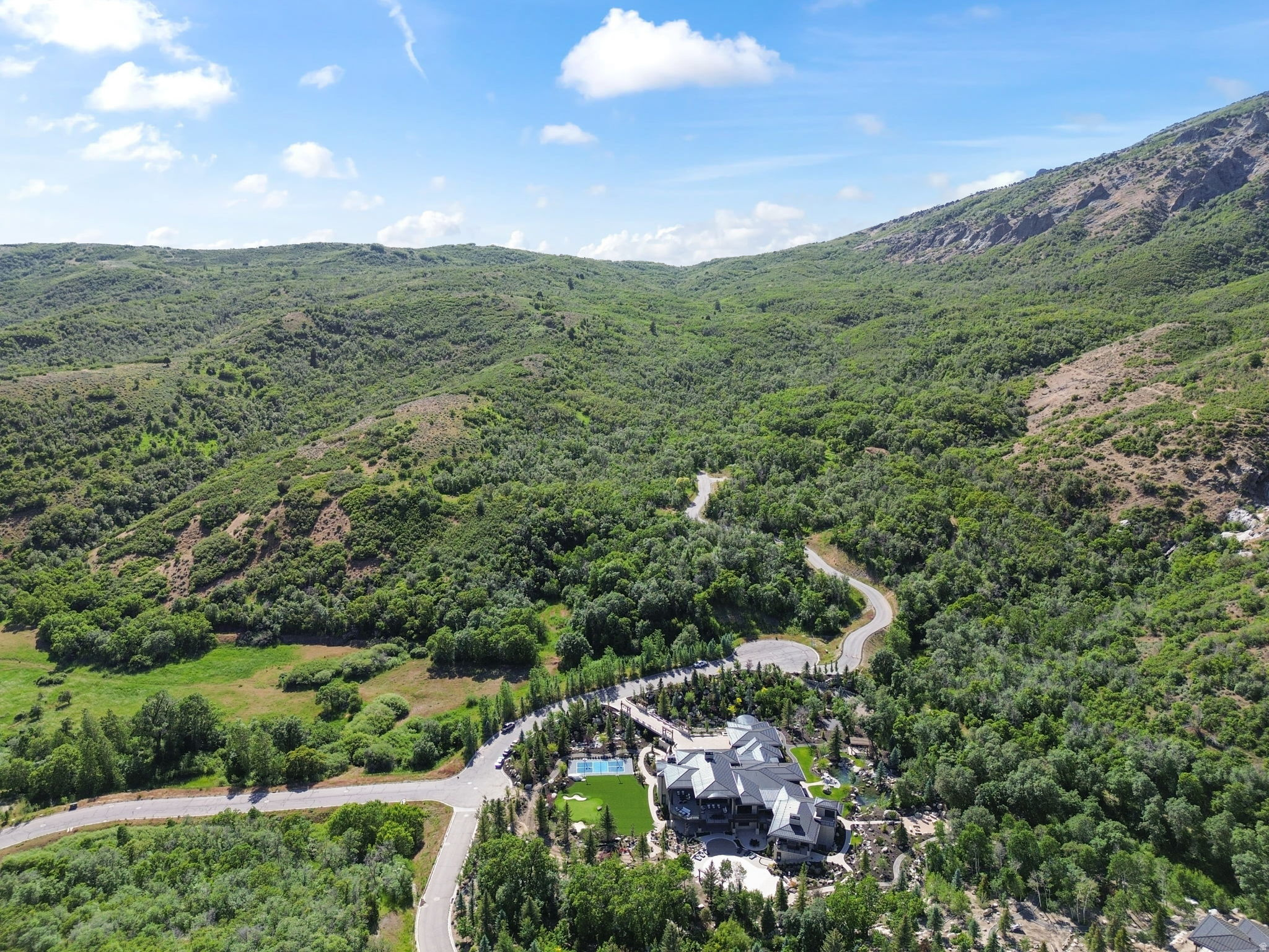 main property photo 2