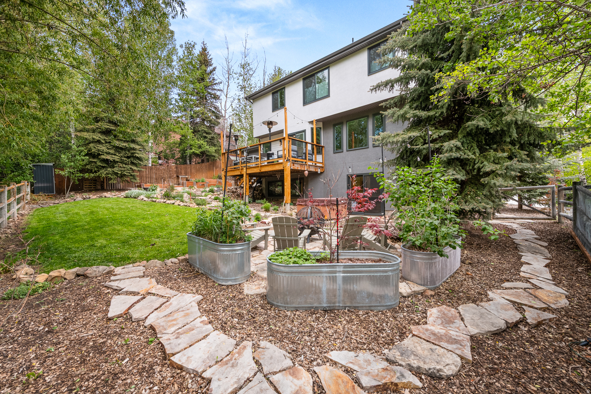 main property photo 51