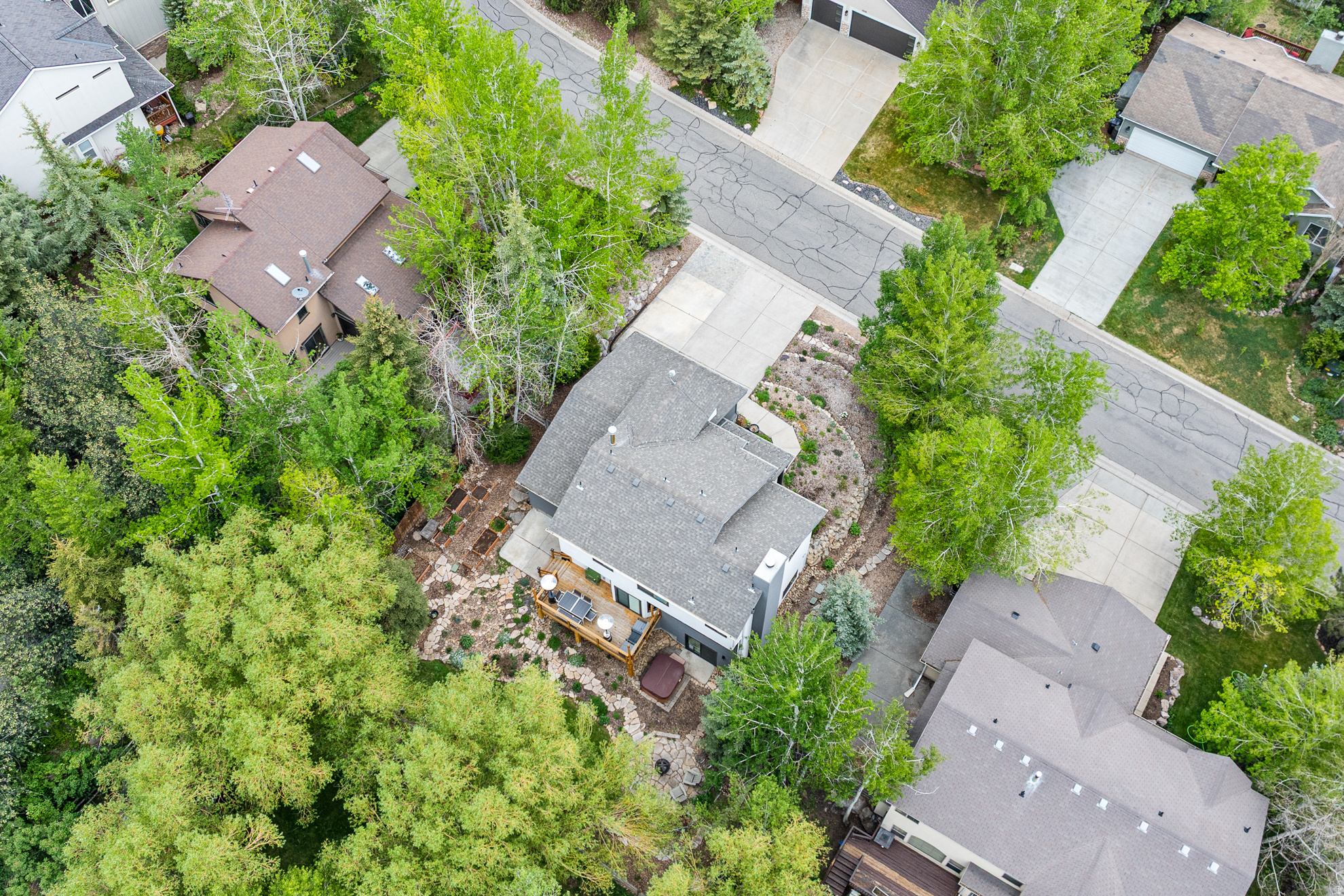 main property photo 54