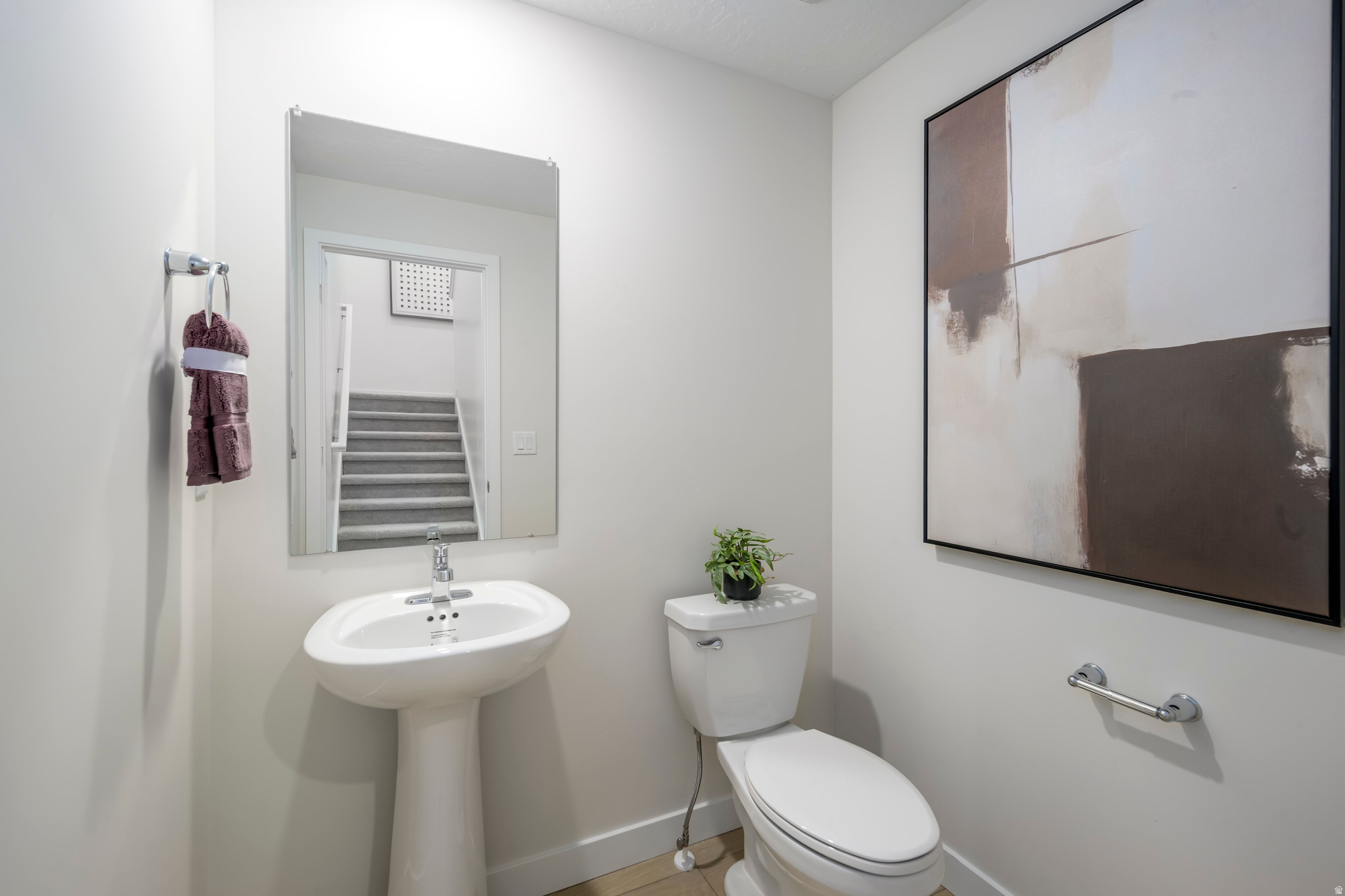 main property photo 6
