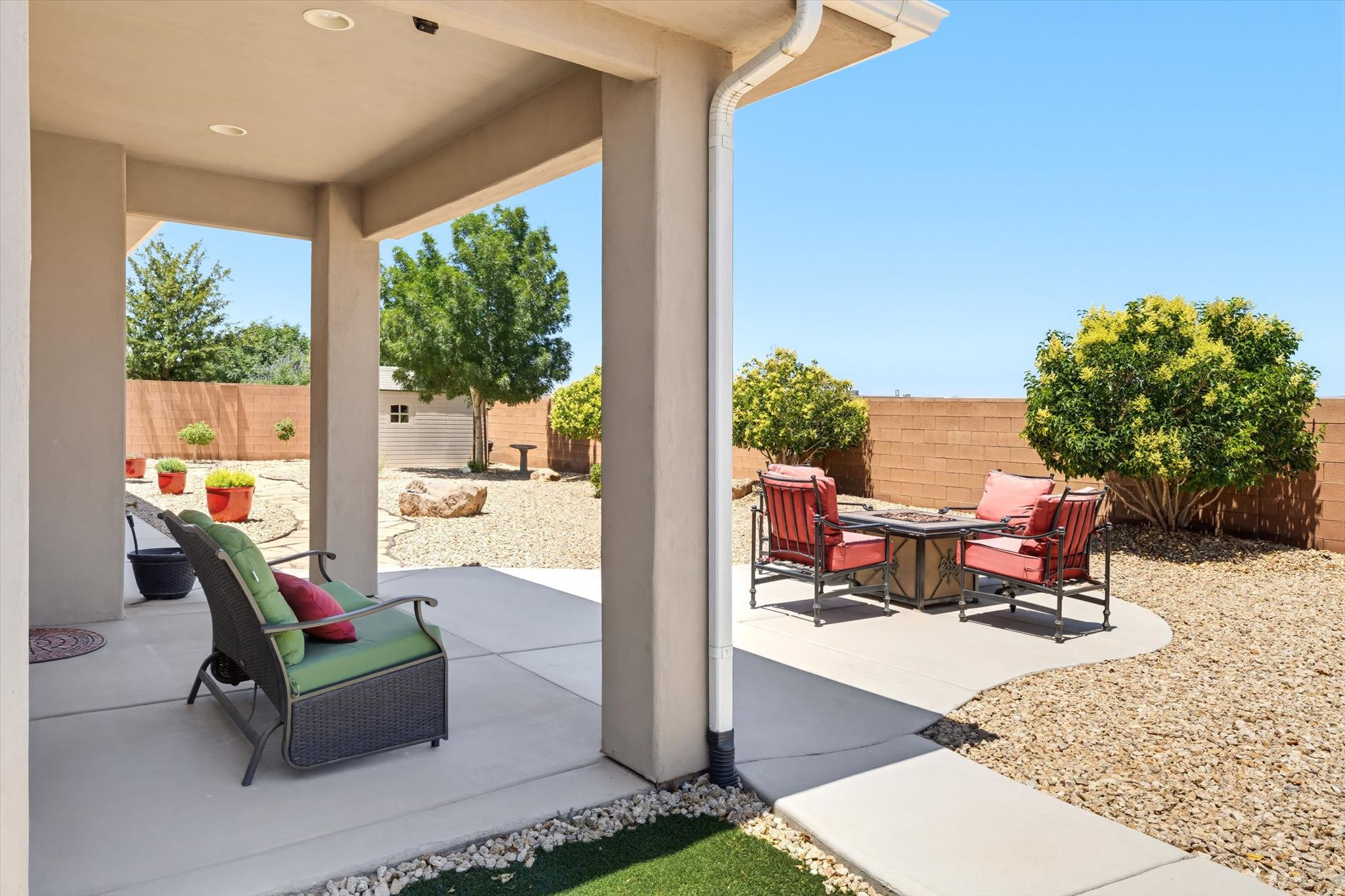 main property photo 45