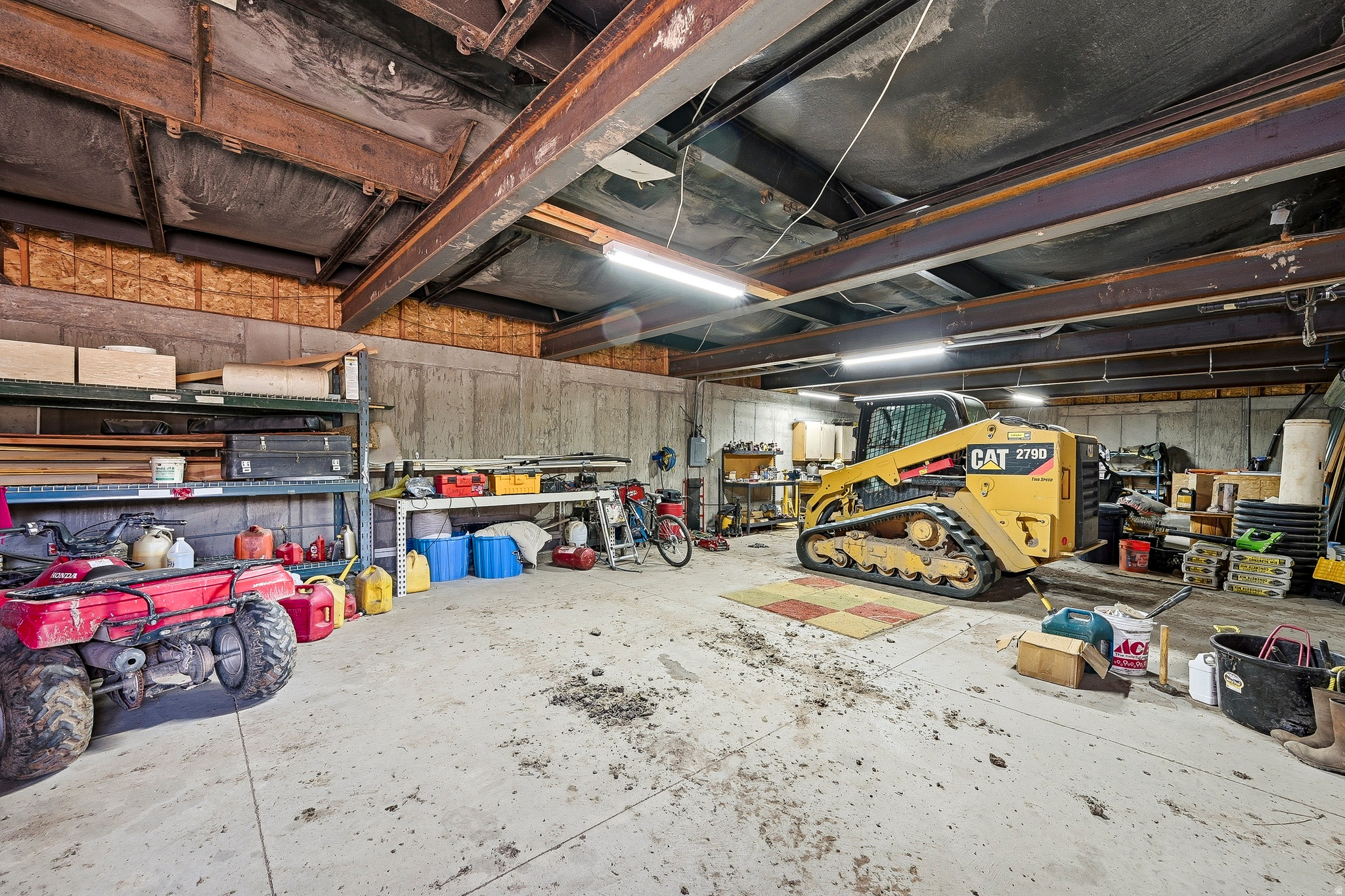 main property photo 37