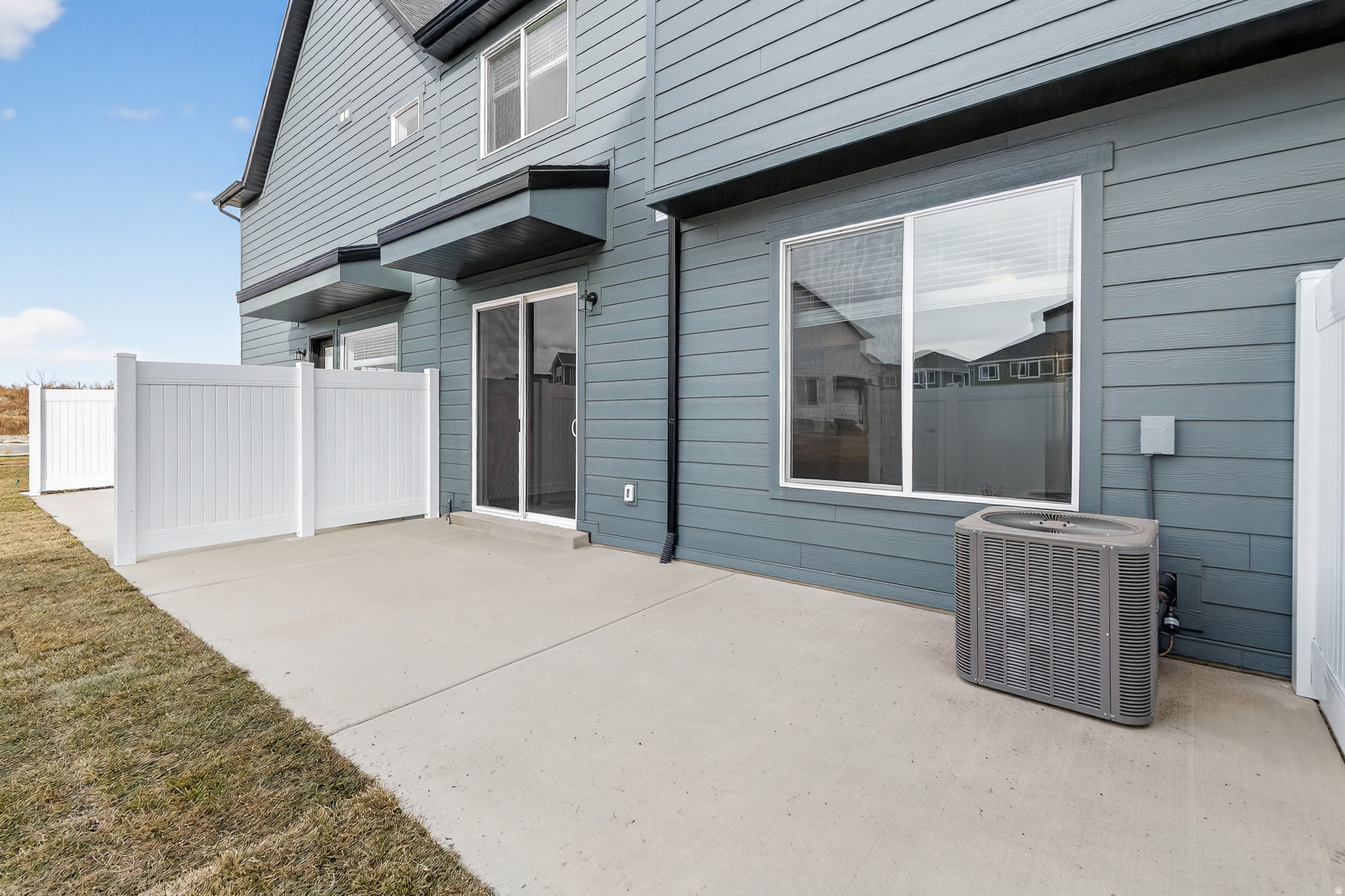 main property photo 21