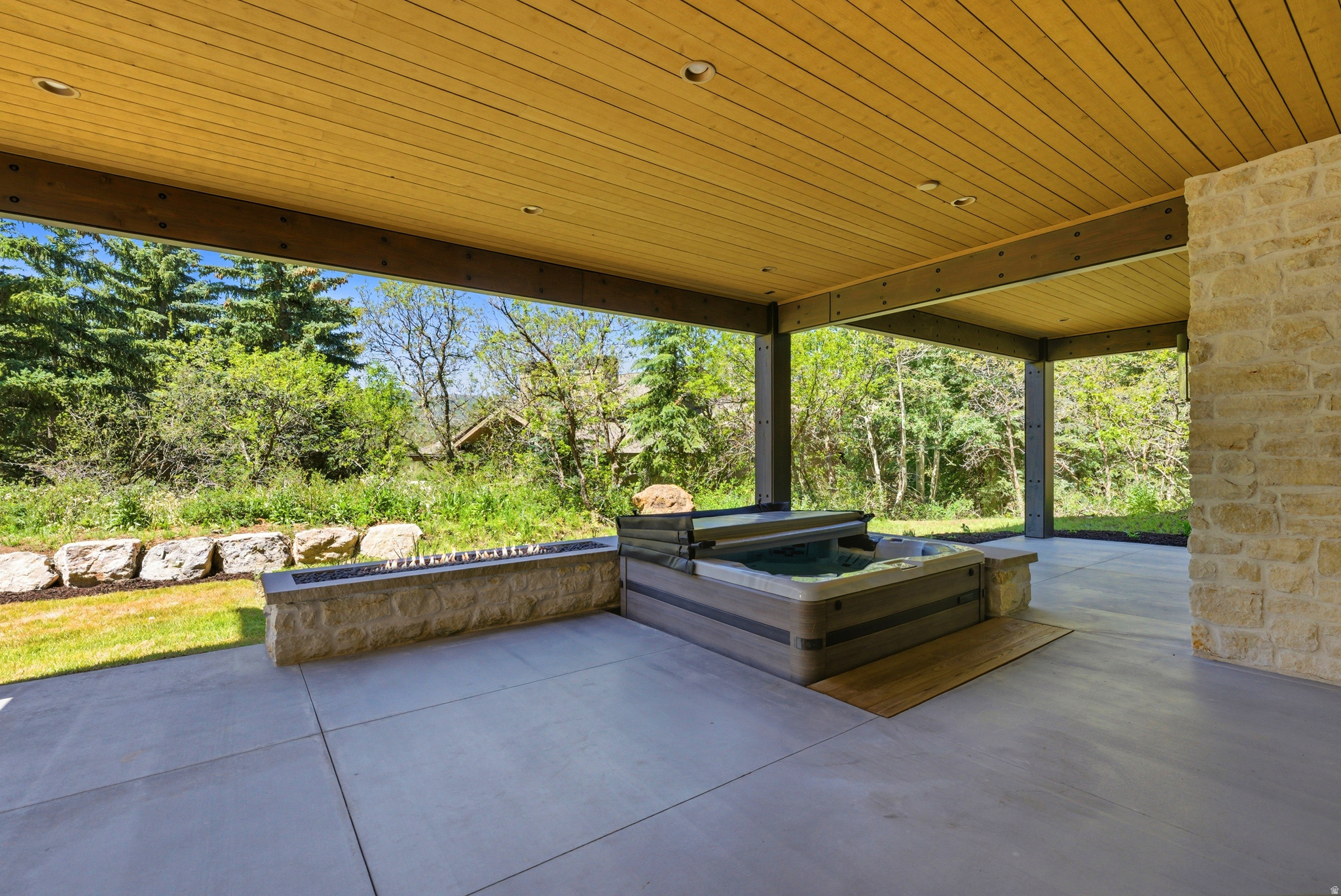 main property photo 54