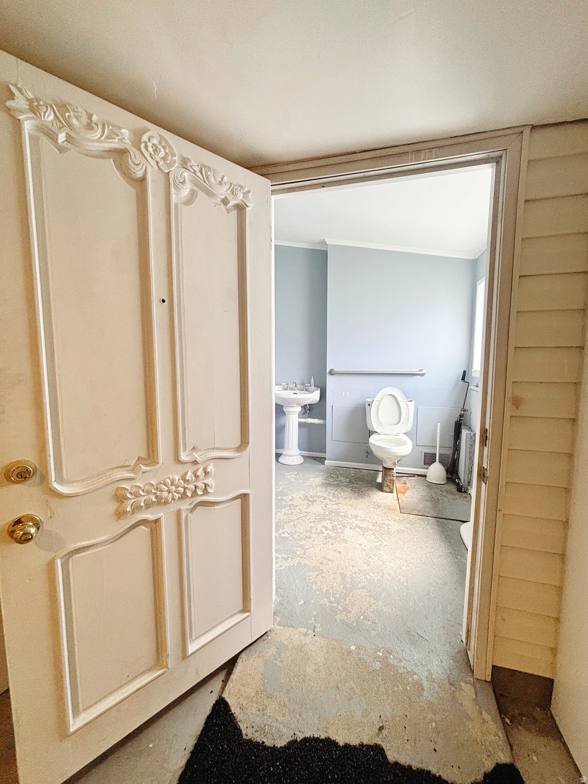 main property photo 31
