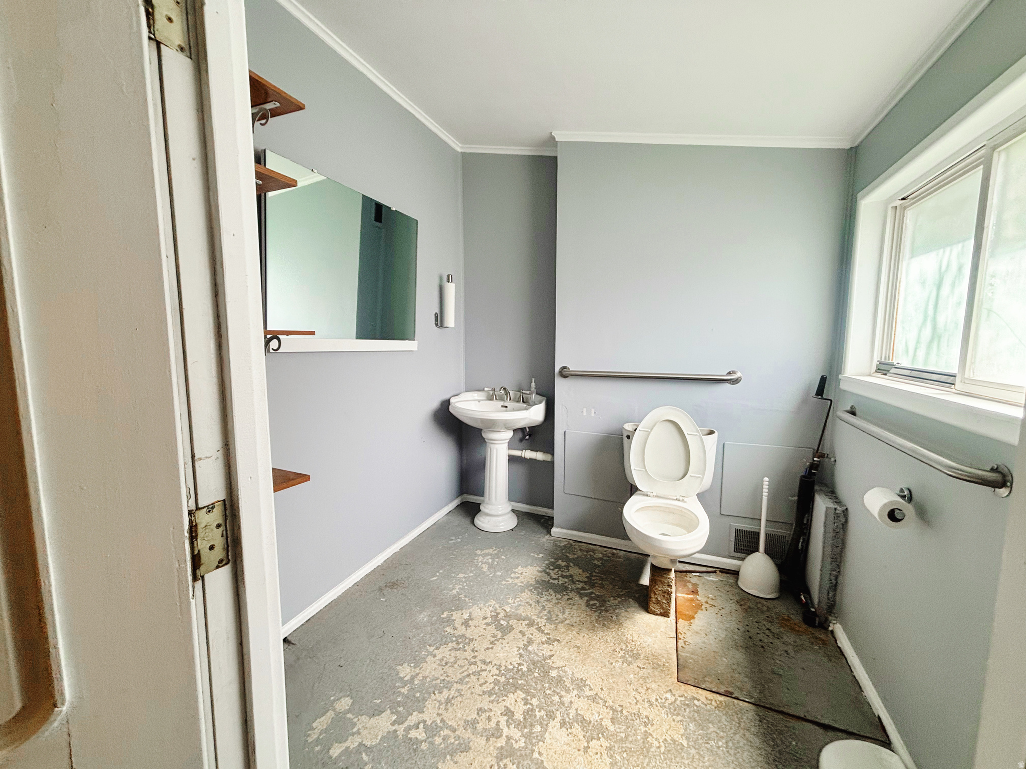 main property photo 33