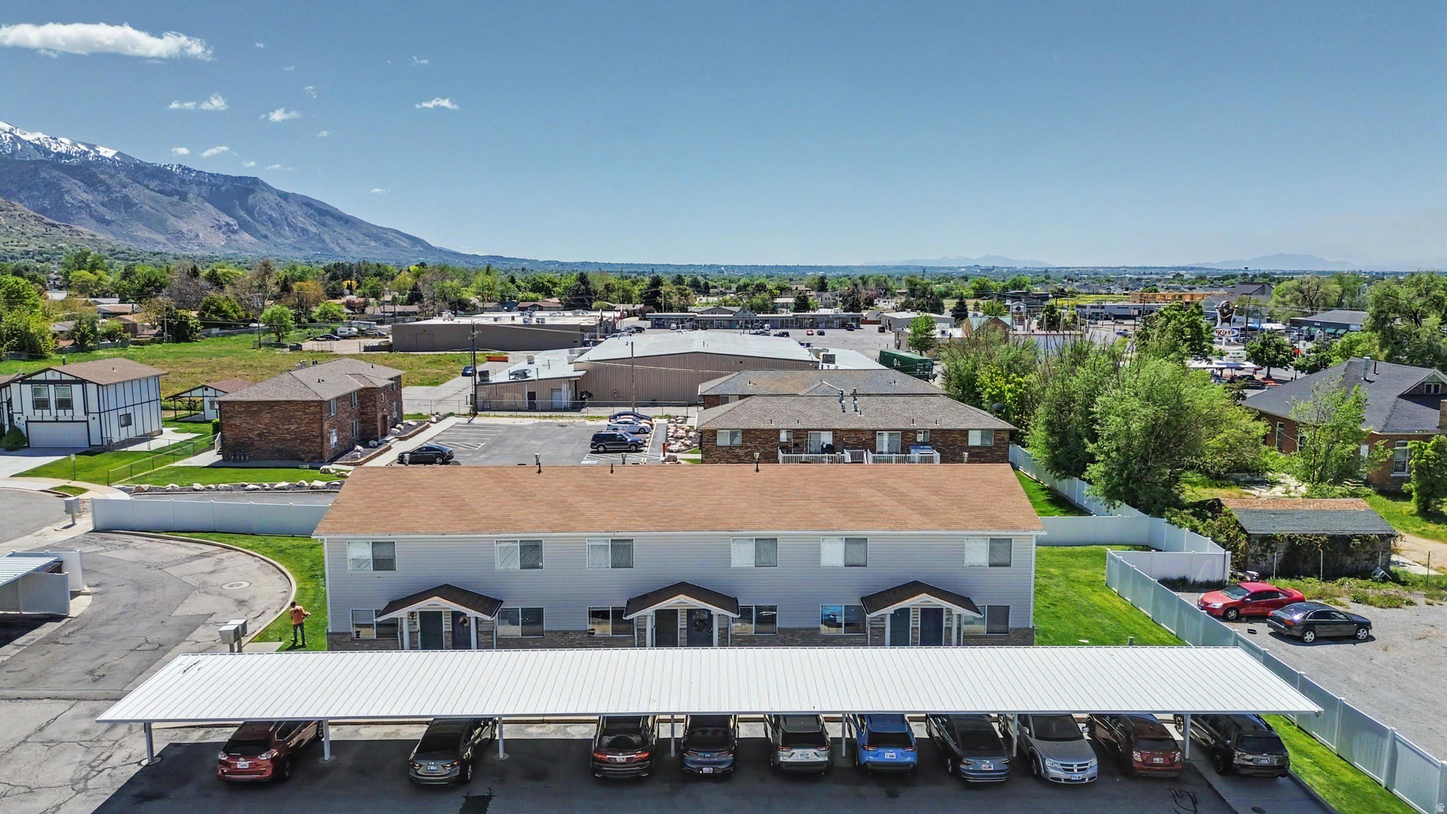 main property photo 22