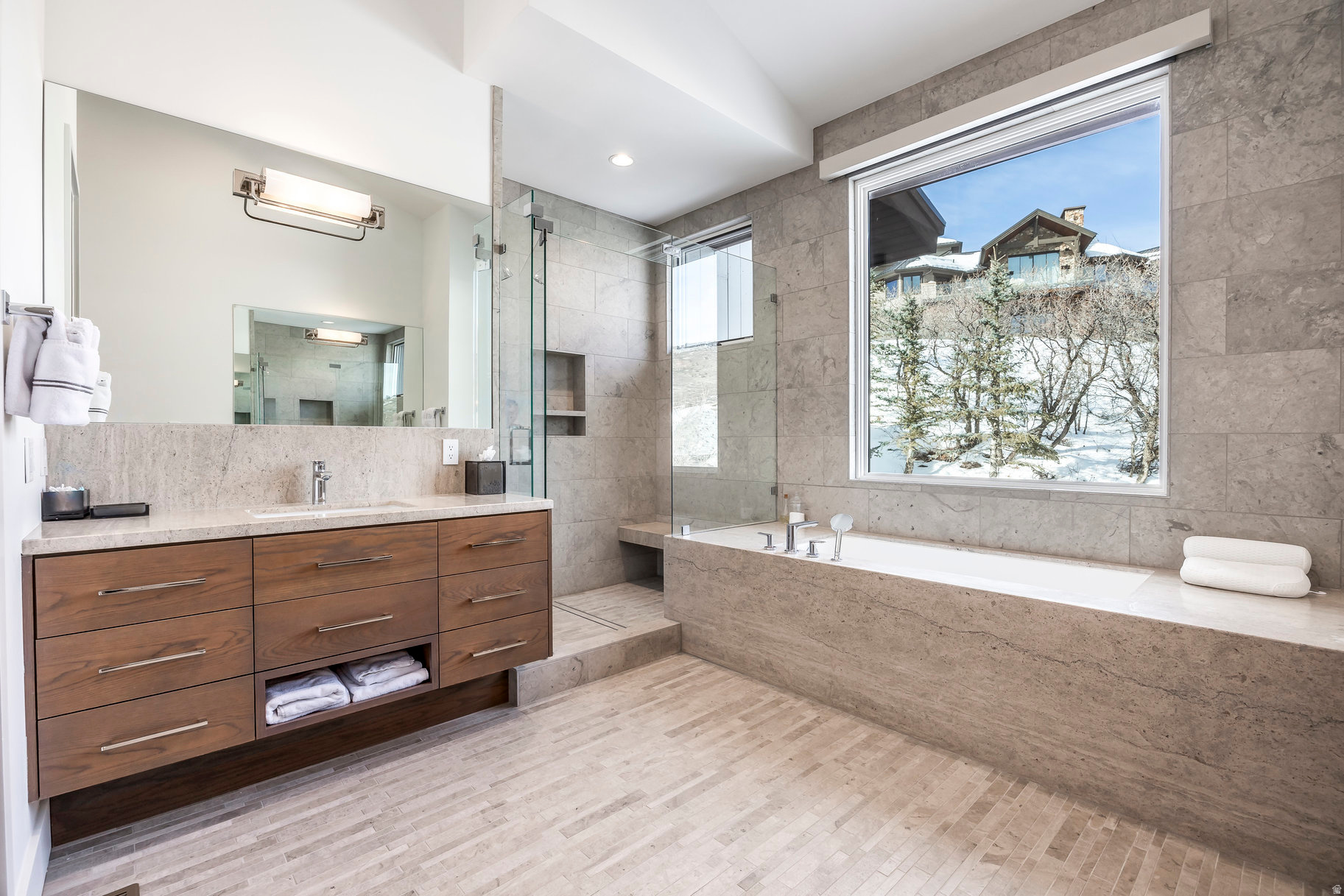 main property photo 148