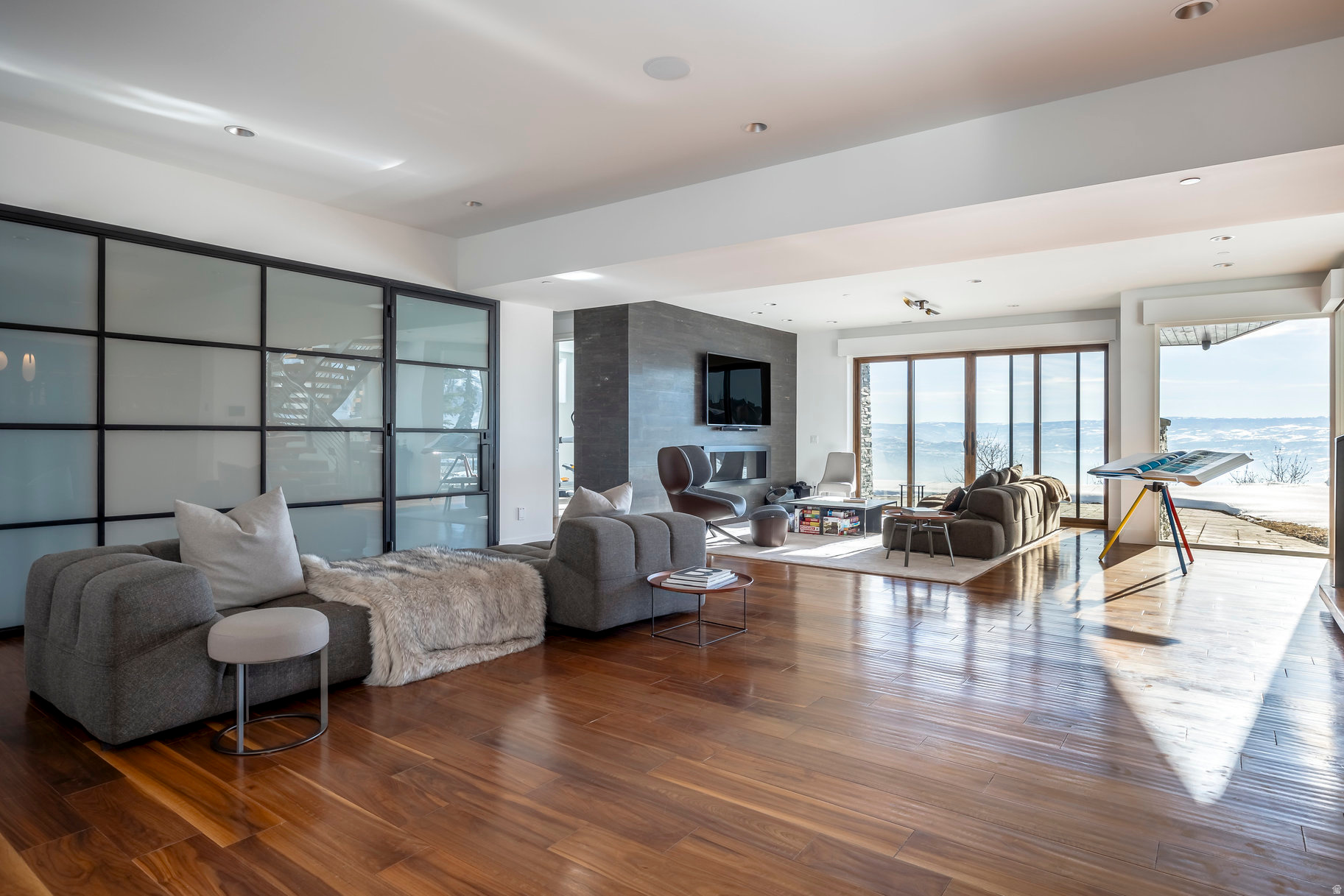 main property photo 68