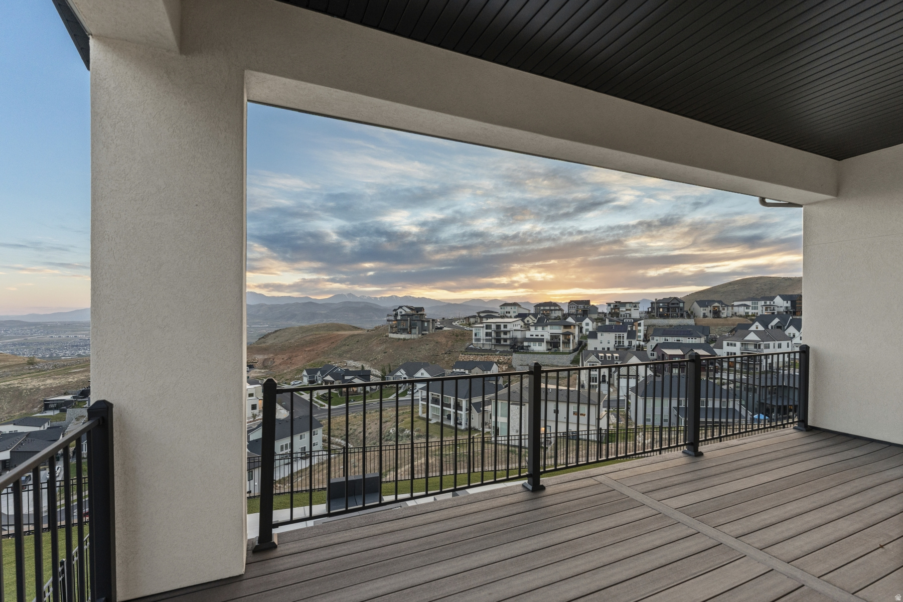 main property photo 90