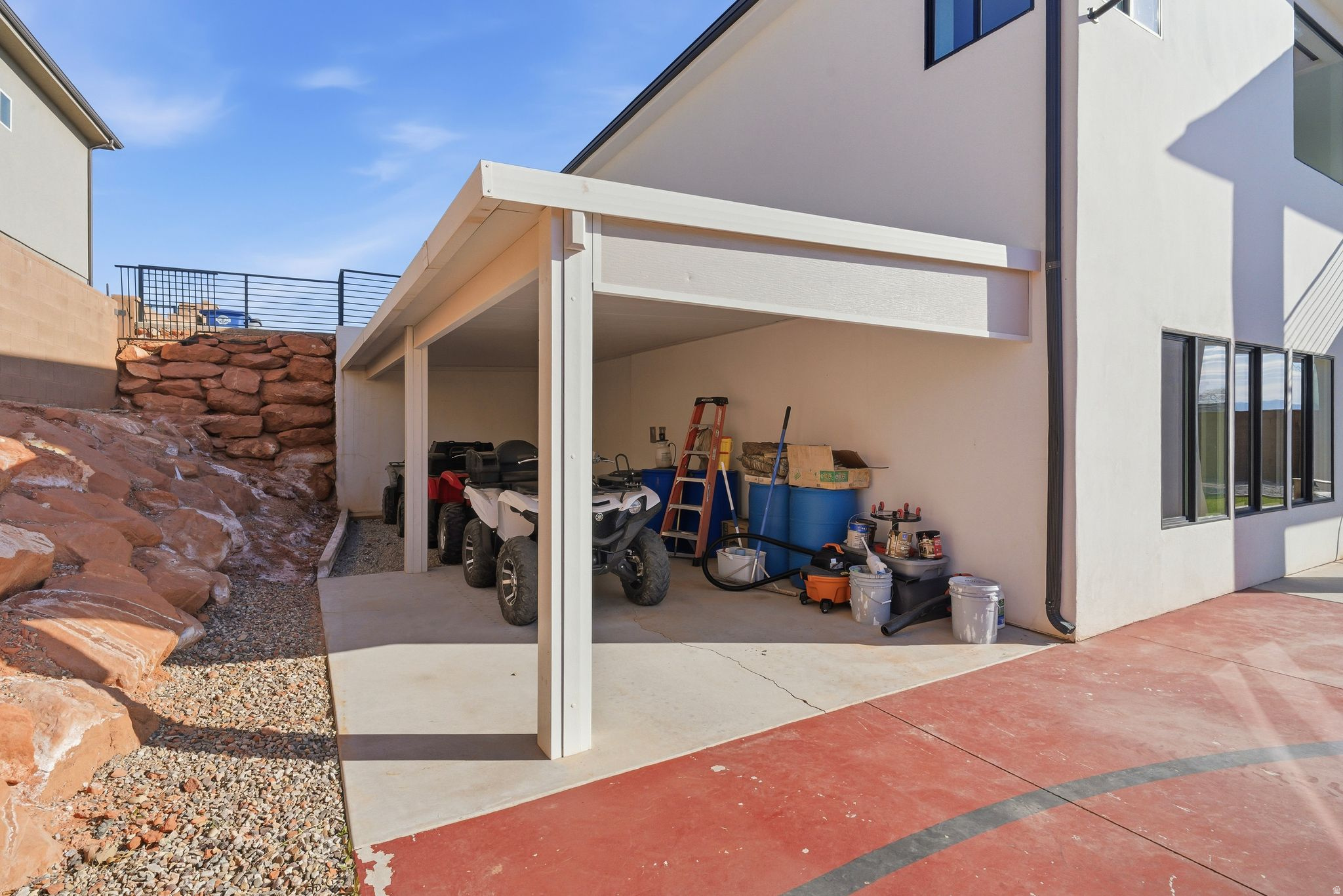 main property photo 44