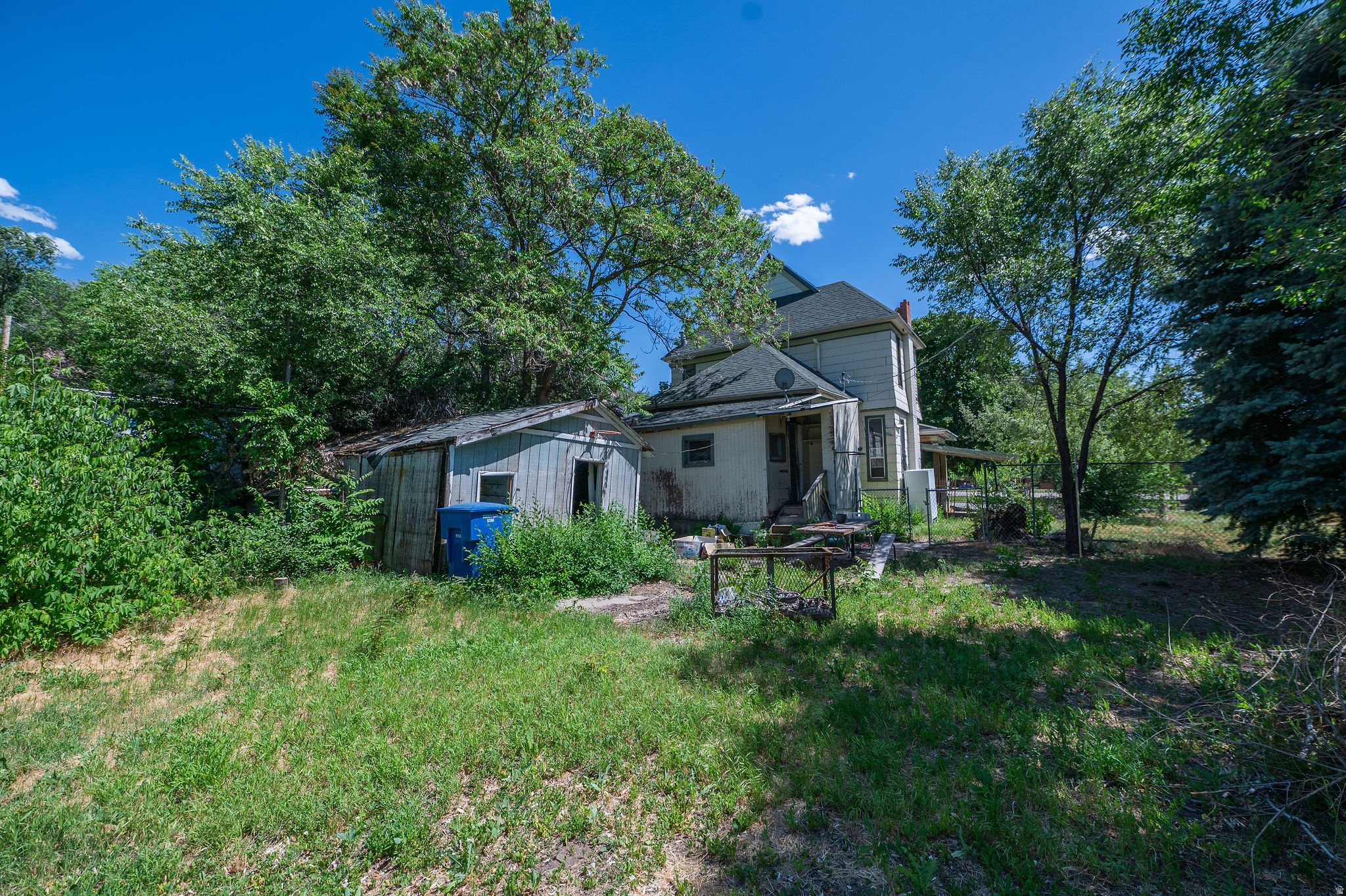 main property photo 22