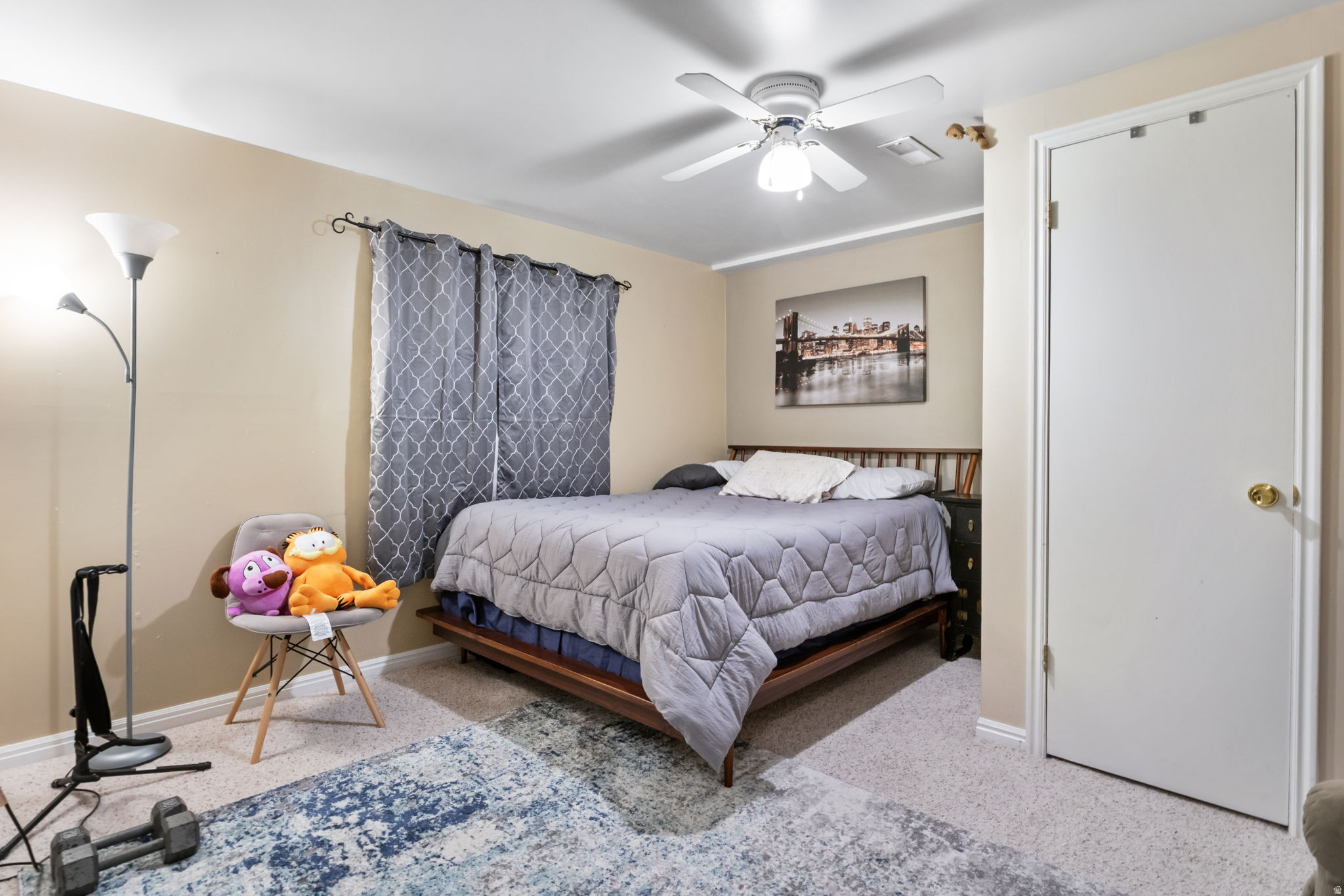 main property photo 18
