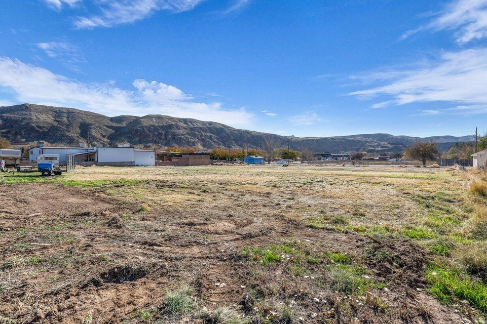main property photo 27