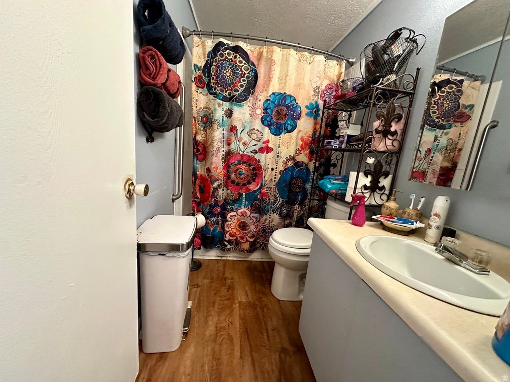 main property photo 16