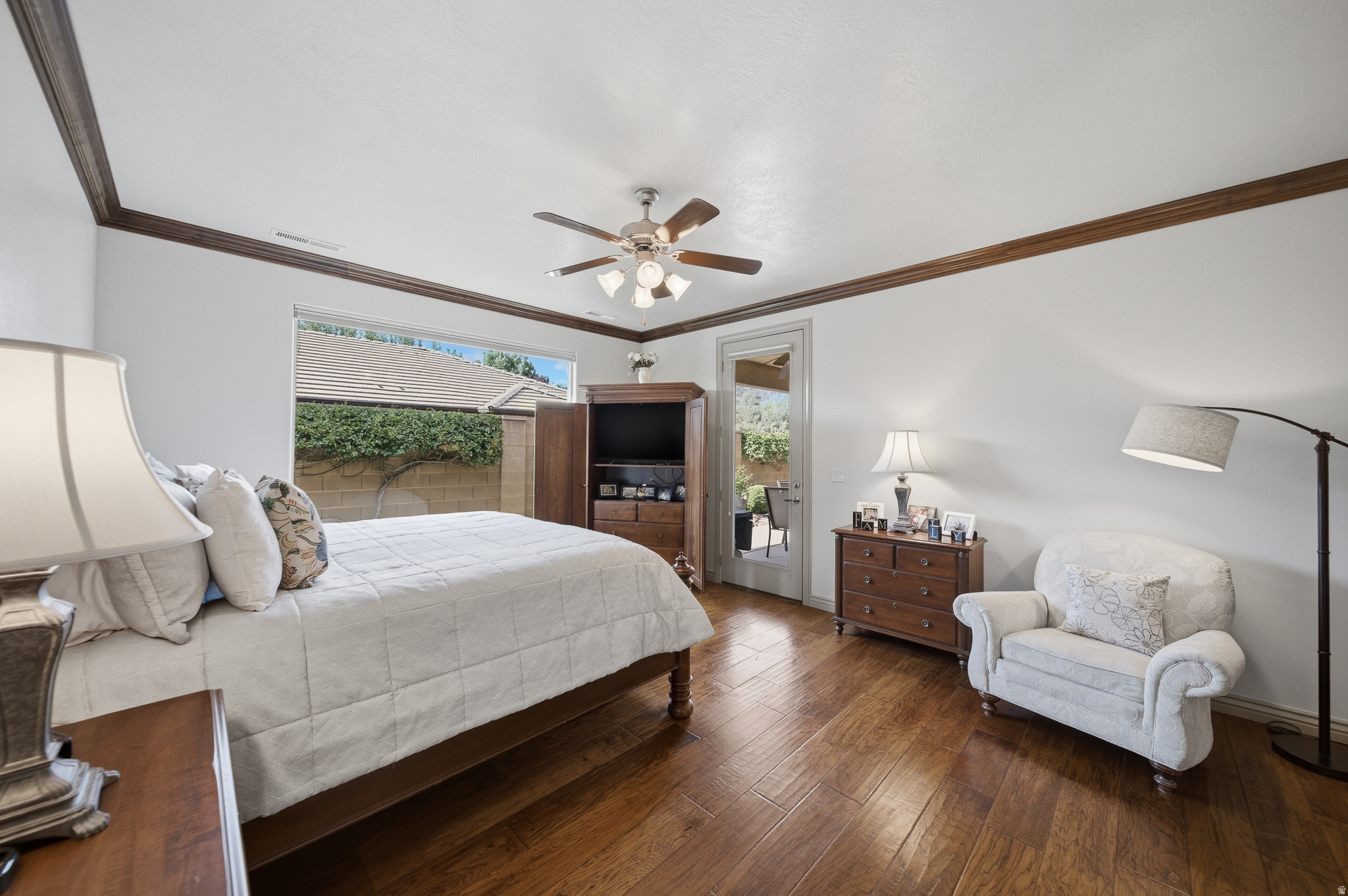 main property photo 46