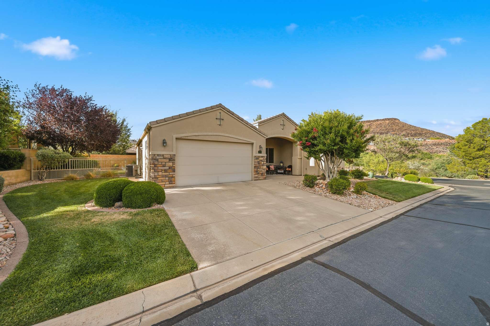 main property photo 70