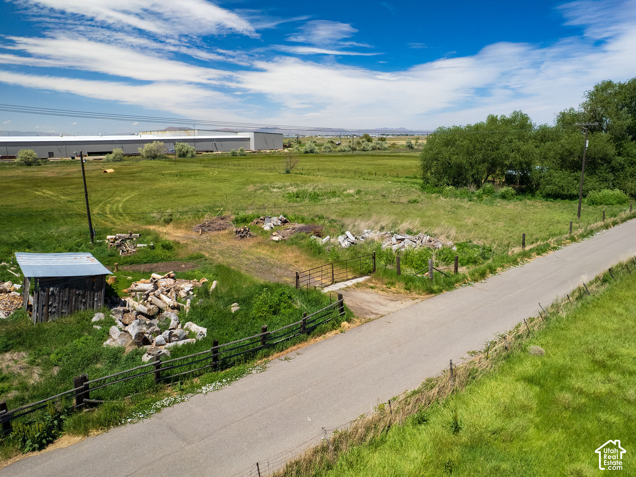 main property photo 14
