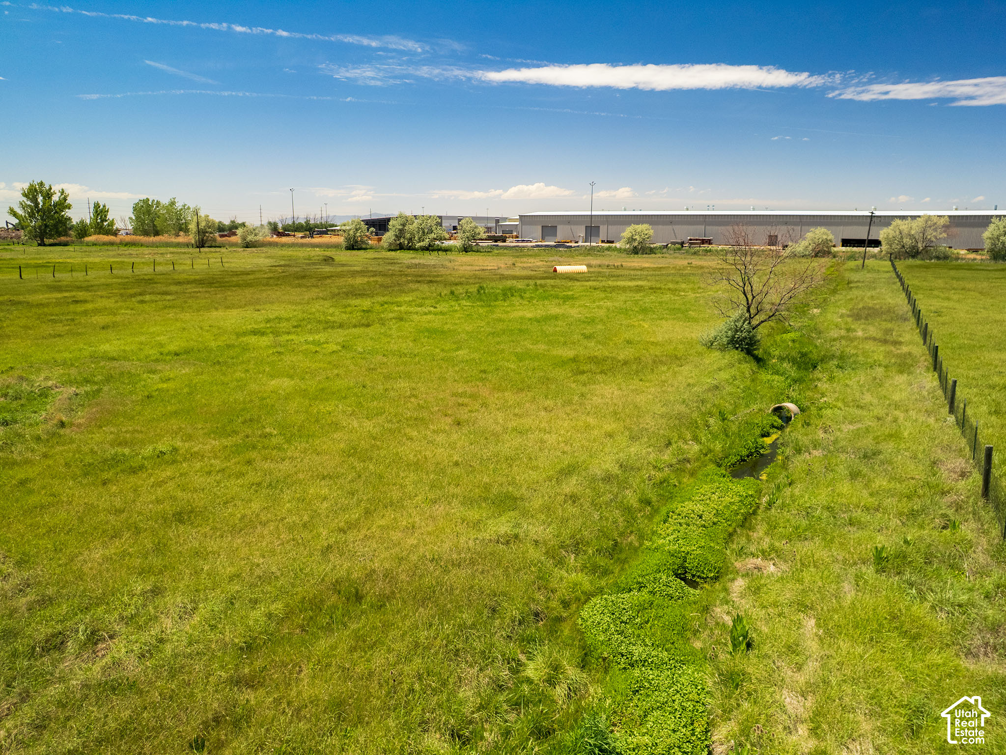 main property photo 19