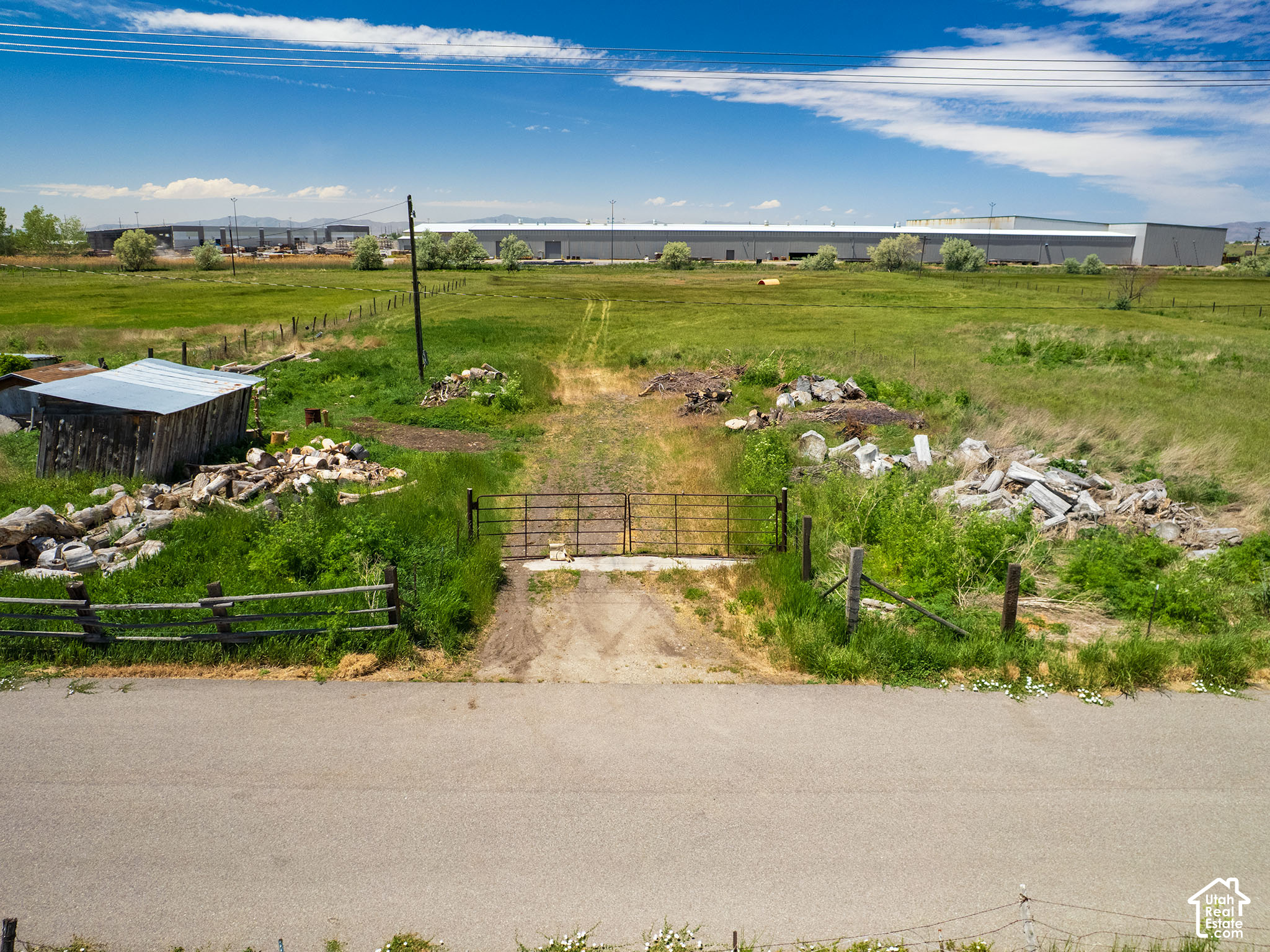 main property photo 20