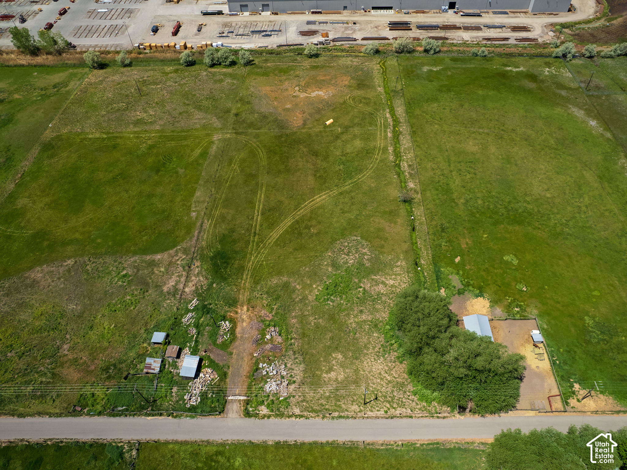 main property photo 4