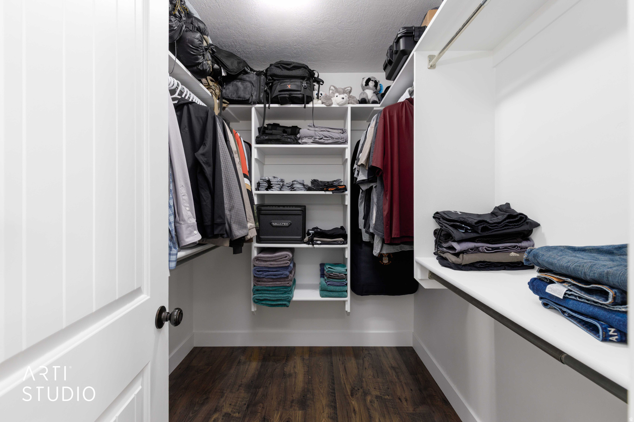 main property photo 25