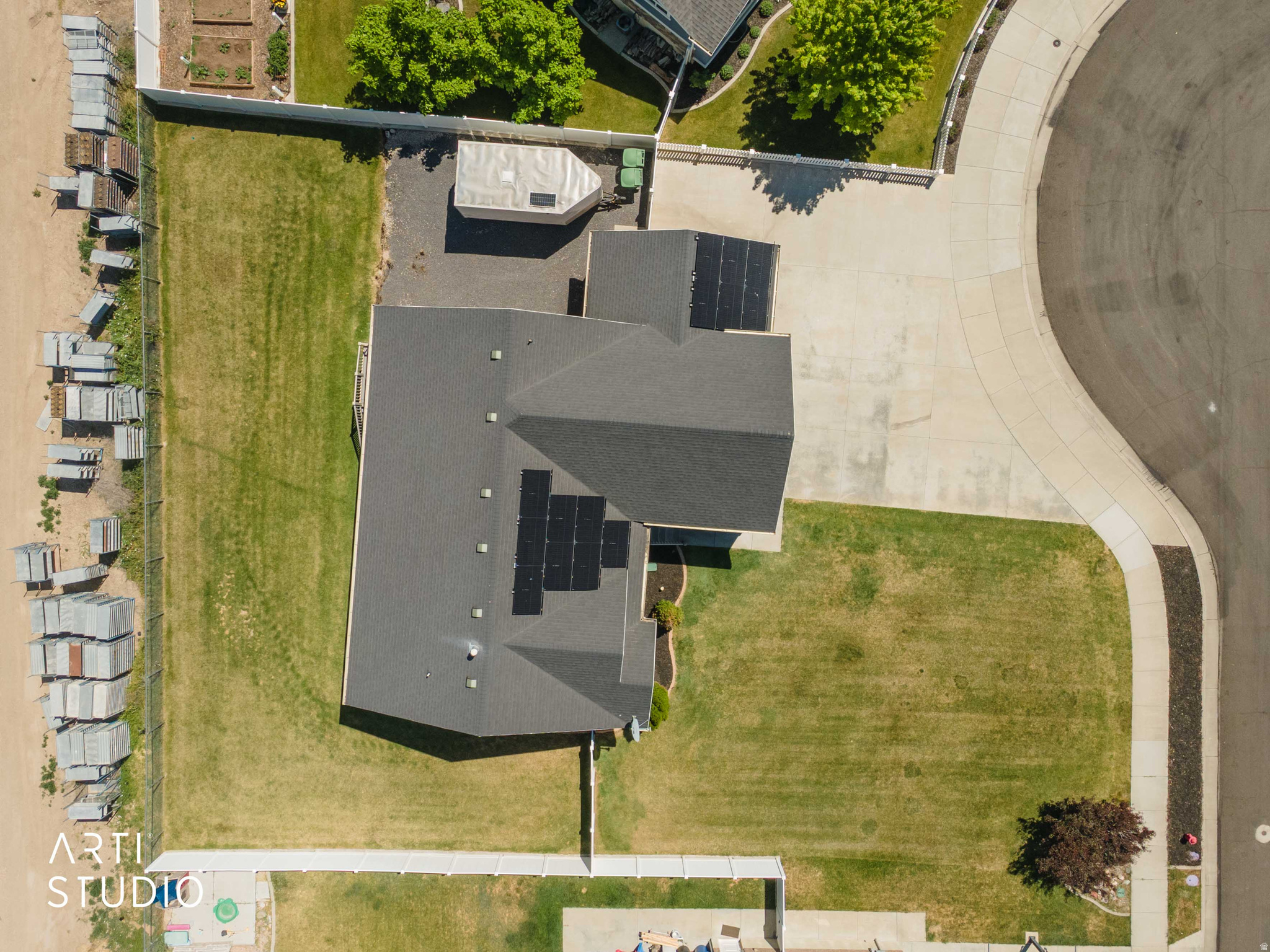 main property photo 46