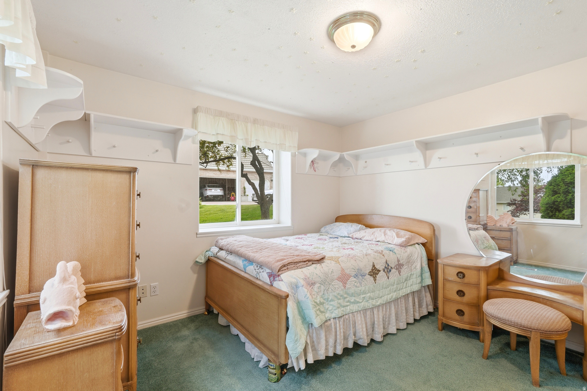 main property photo 34