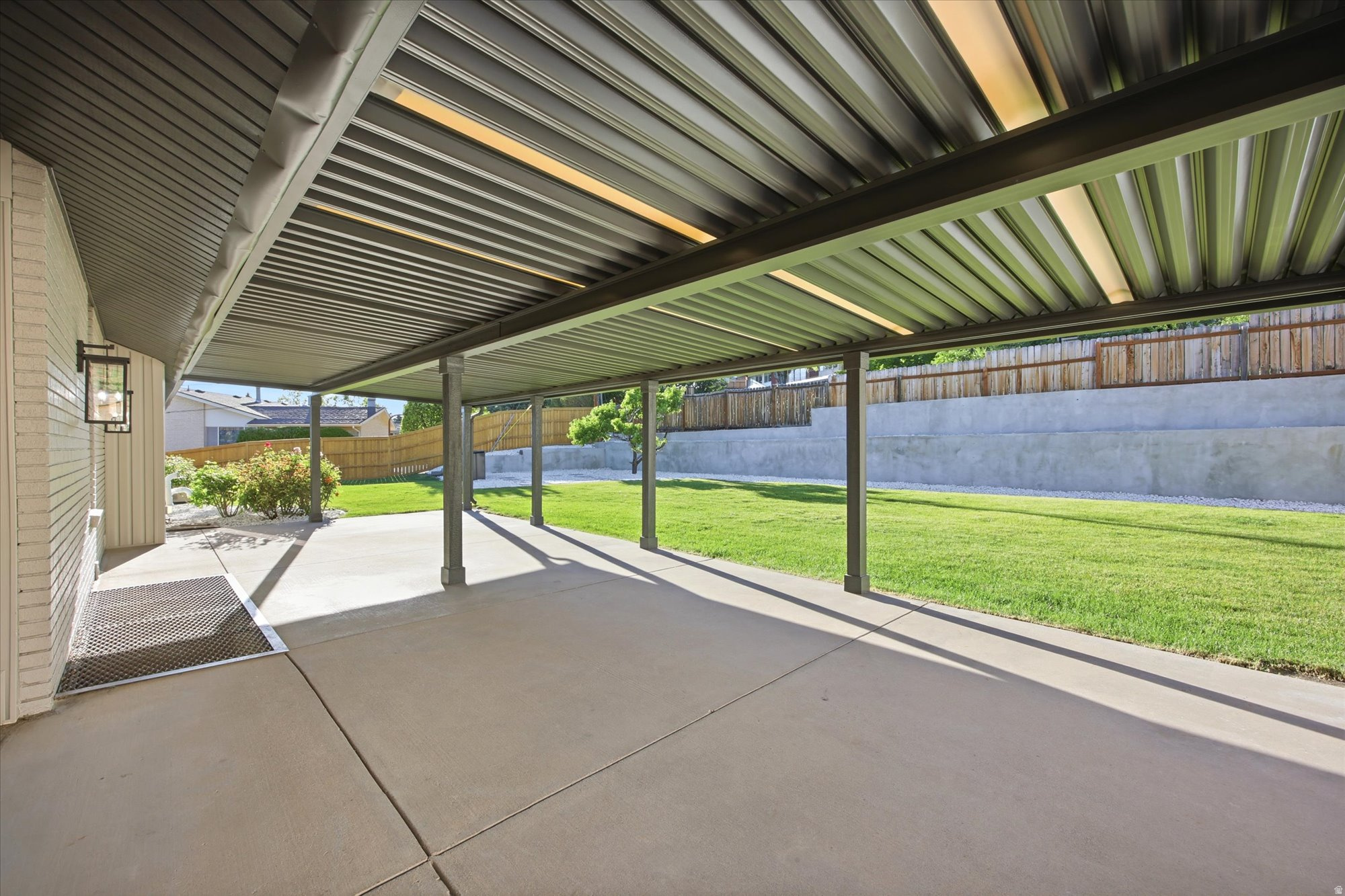 main property photo 51