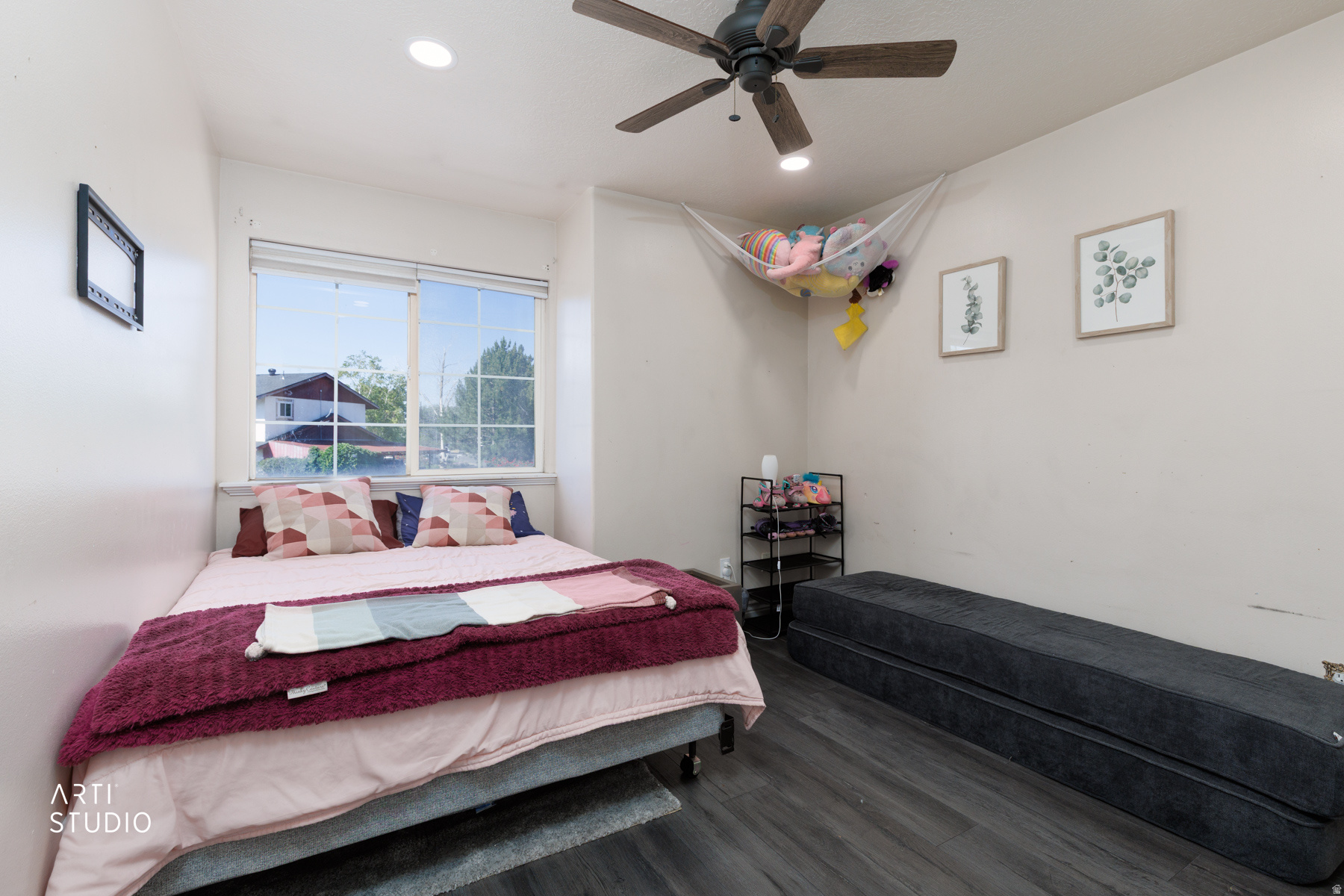 main property photo 15