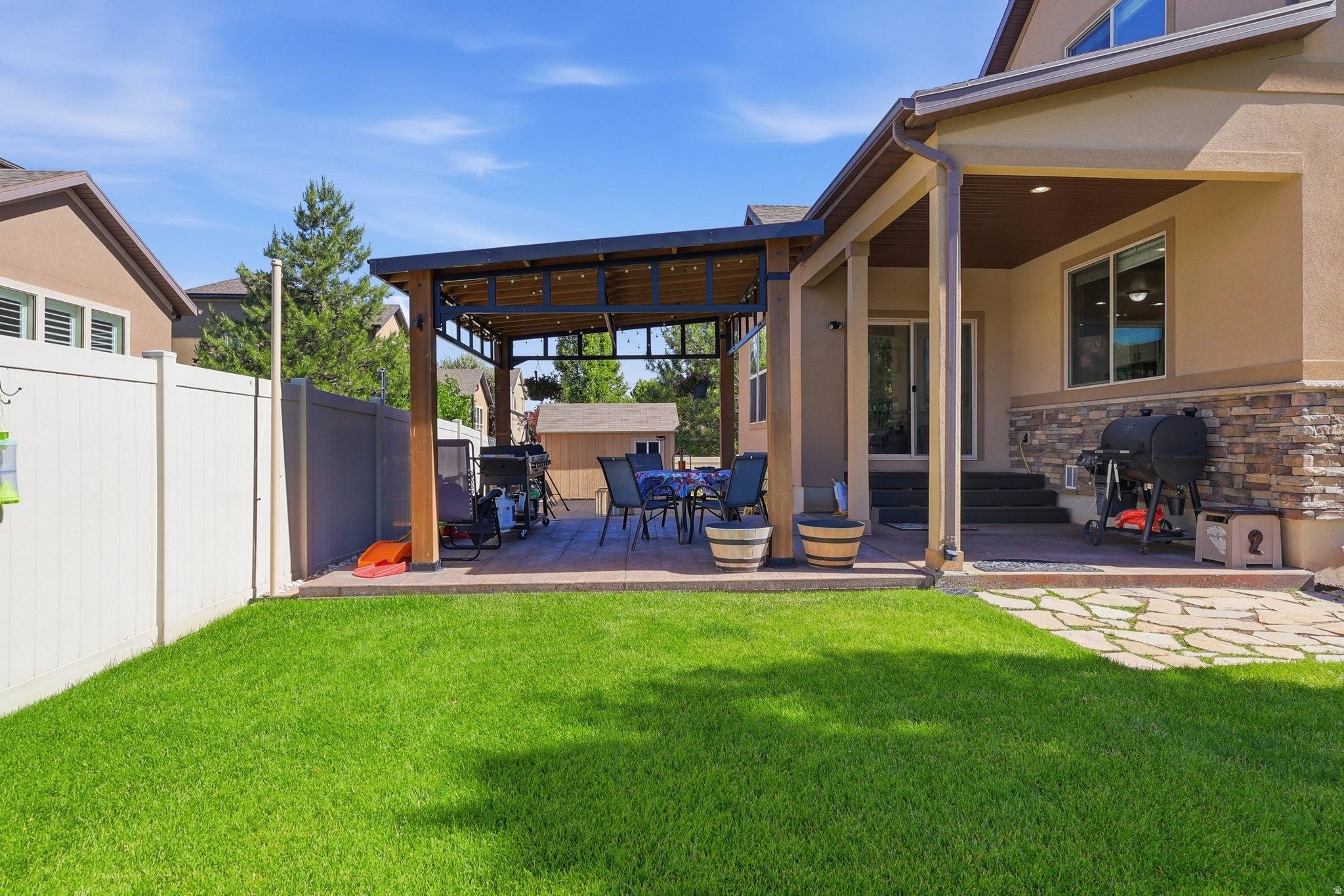 main property photo 44