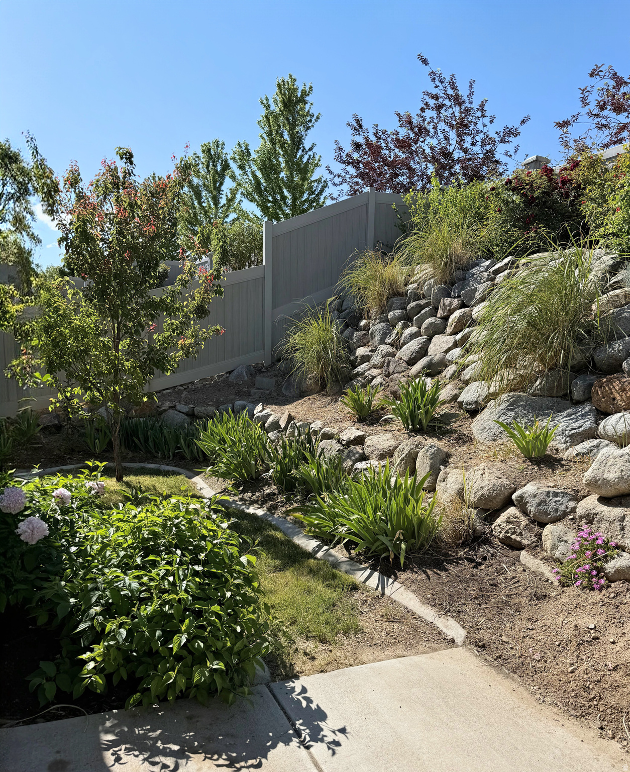 main property photo 32