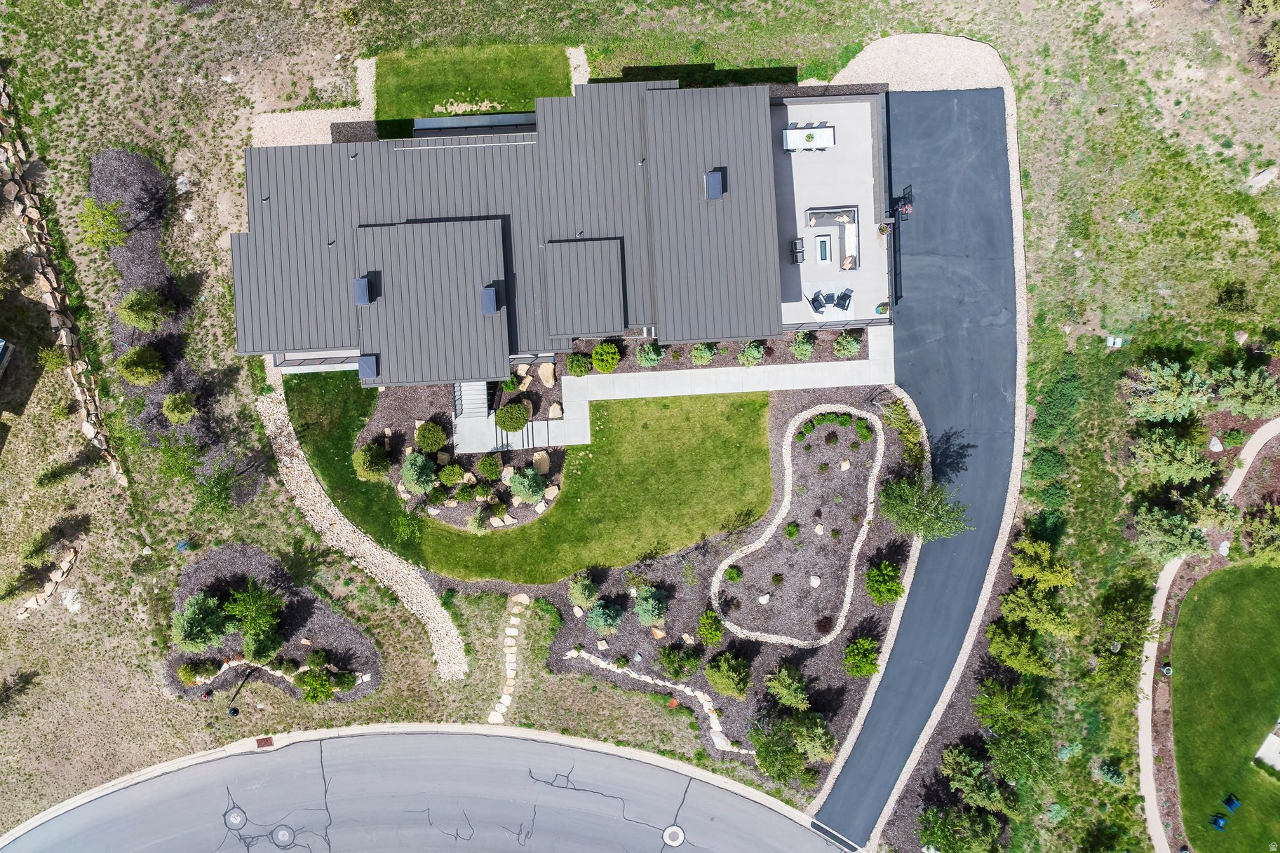 main property photo 110