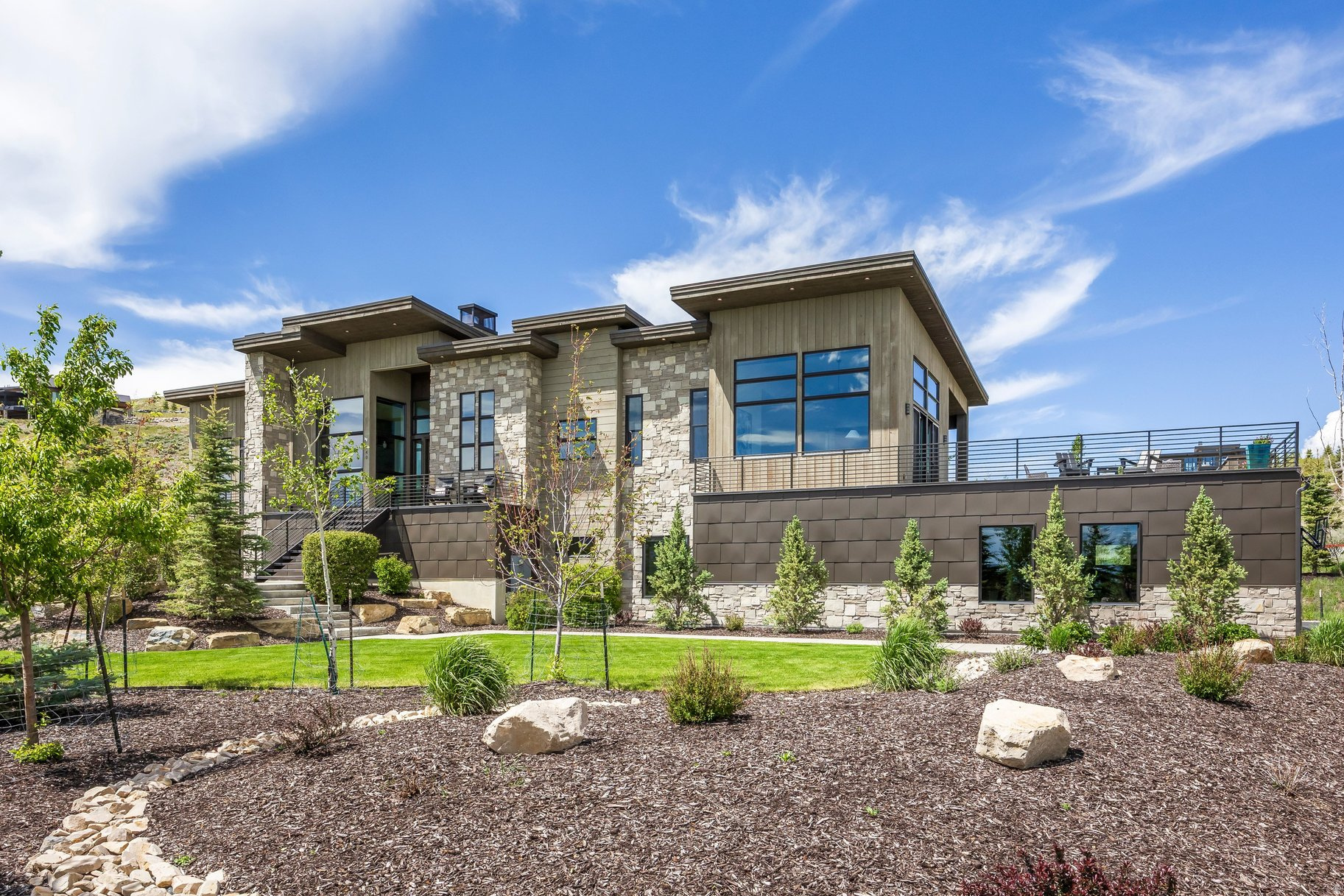 main property photo 99