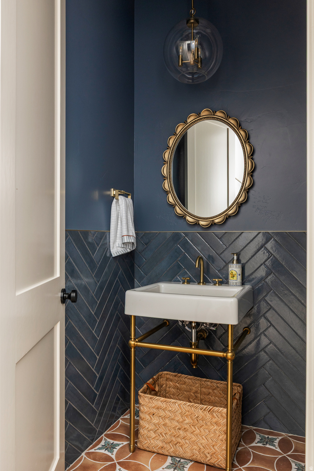 main property photo 41