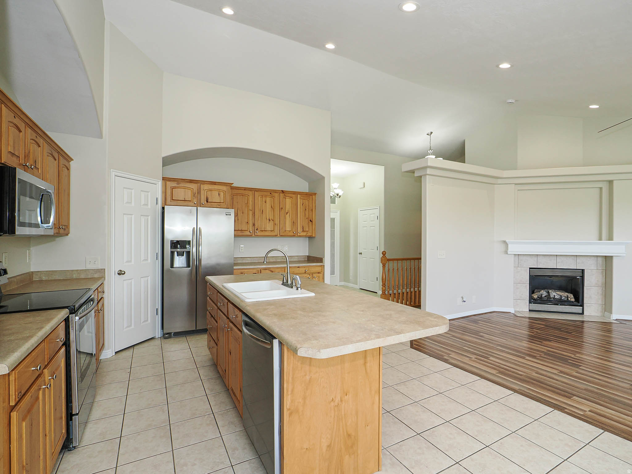 main property photo 15