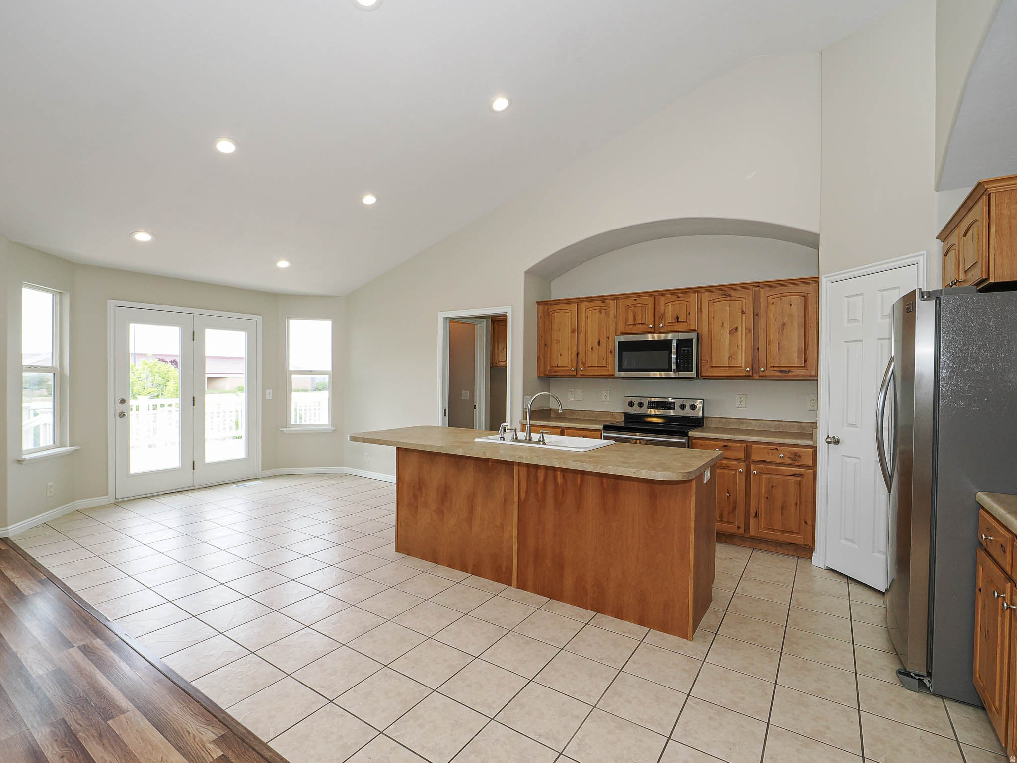 main property photo 17