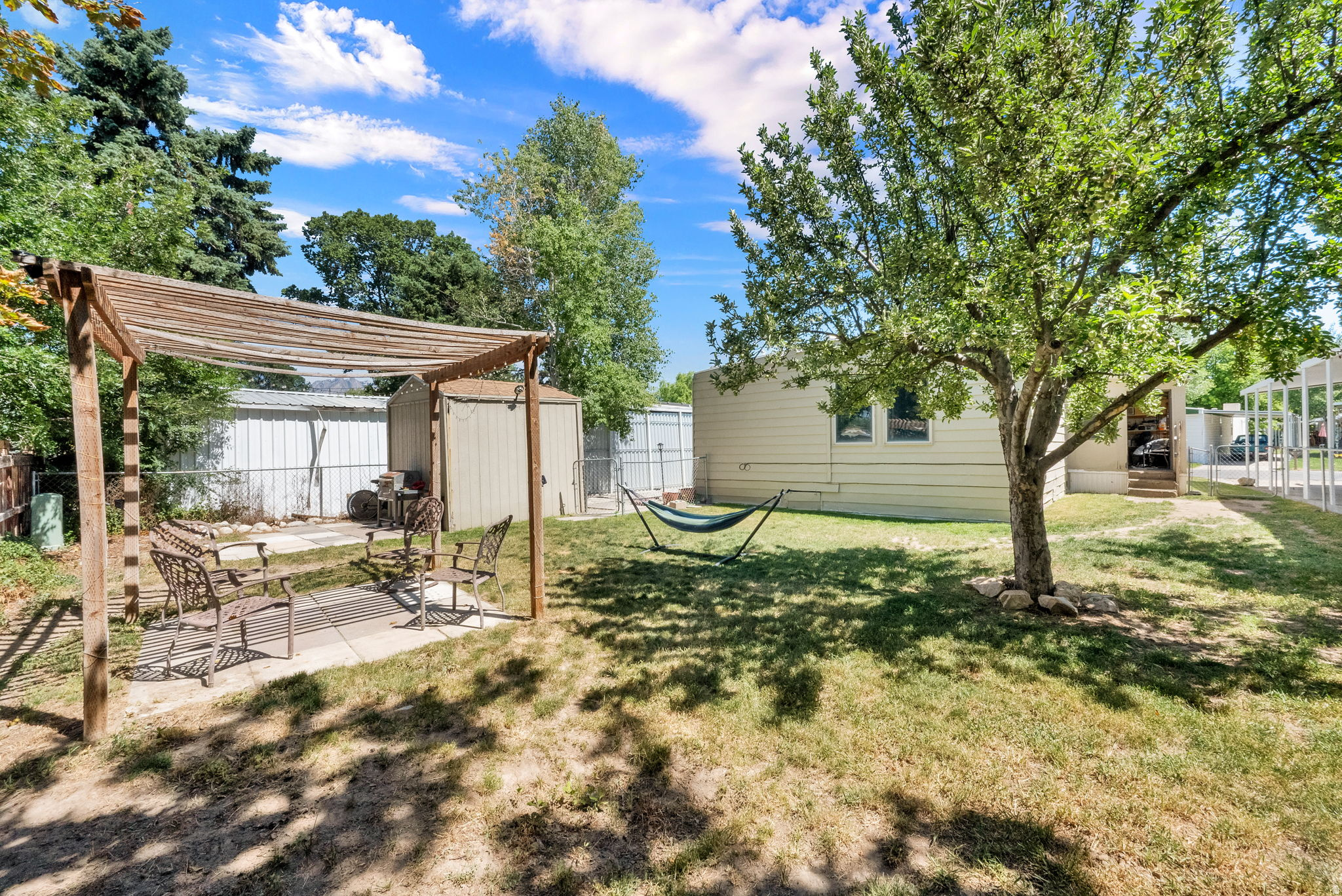 main property photo 21