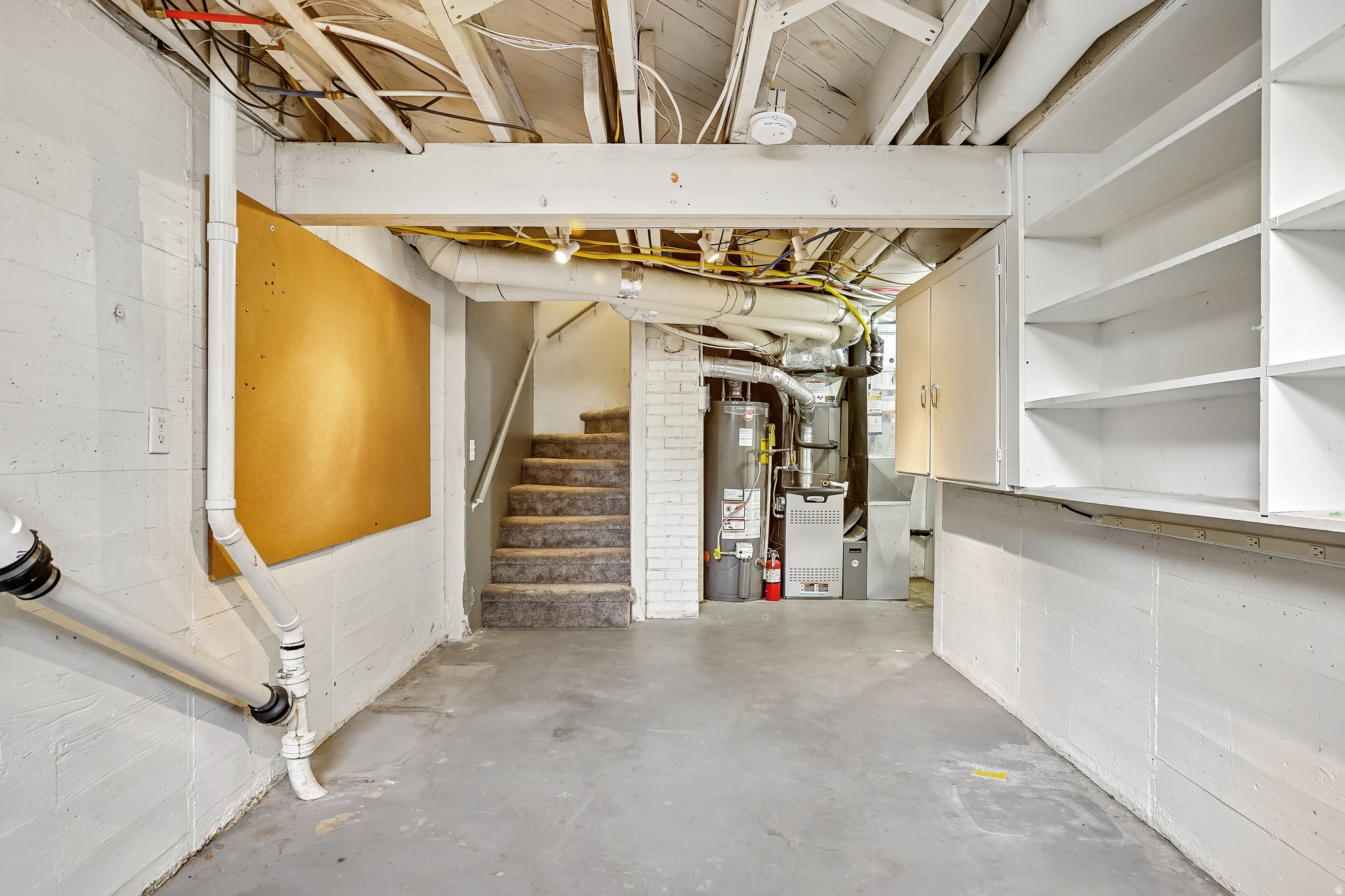 main property photo 16