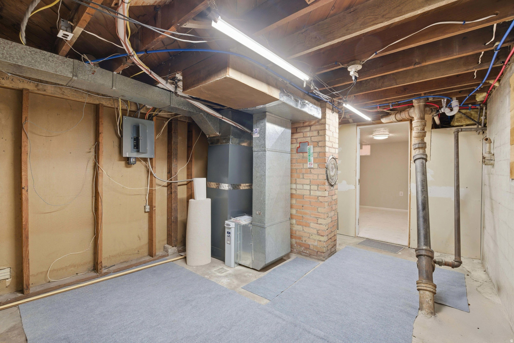 main property photo 22