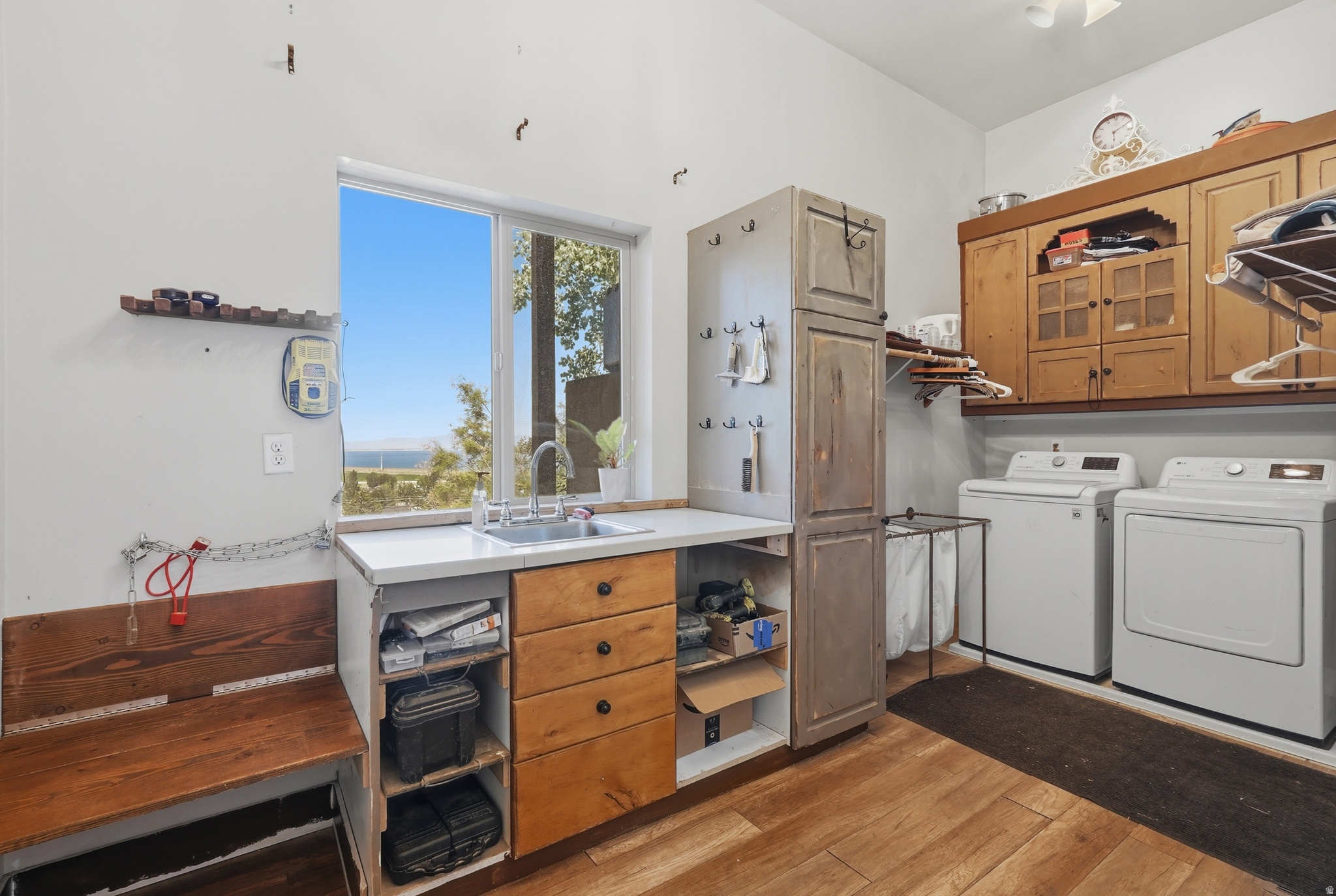 main property photo 17