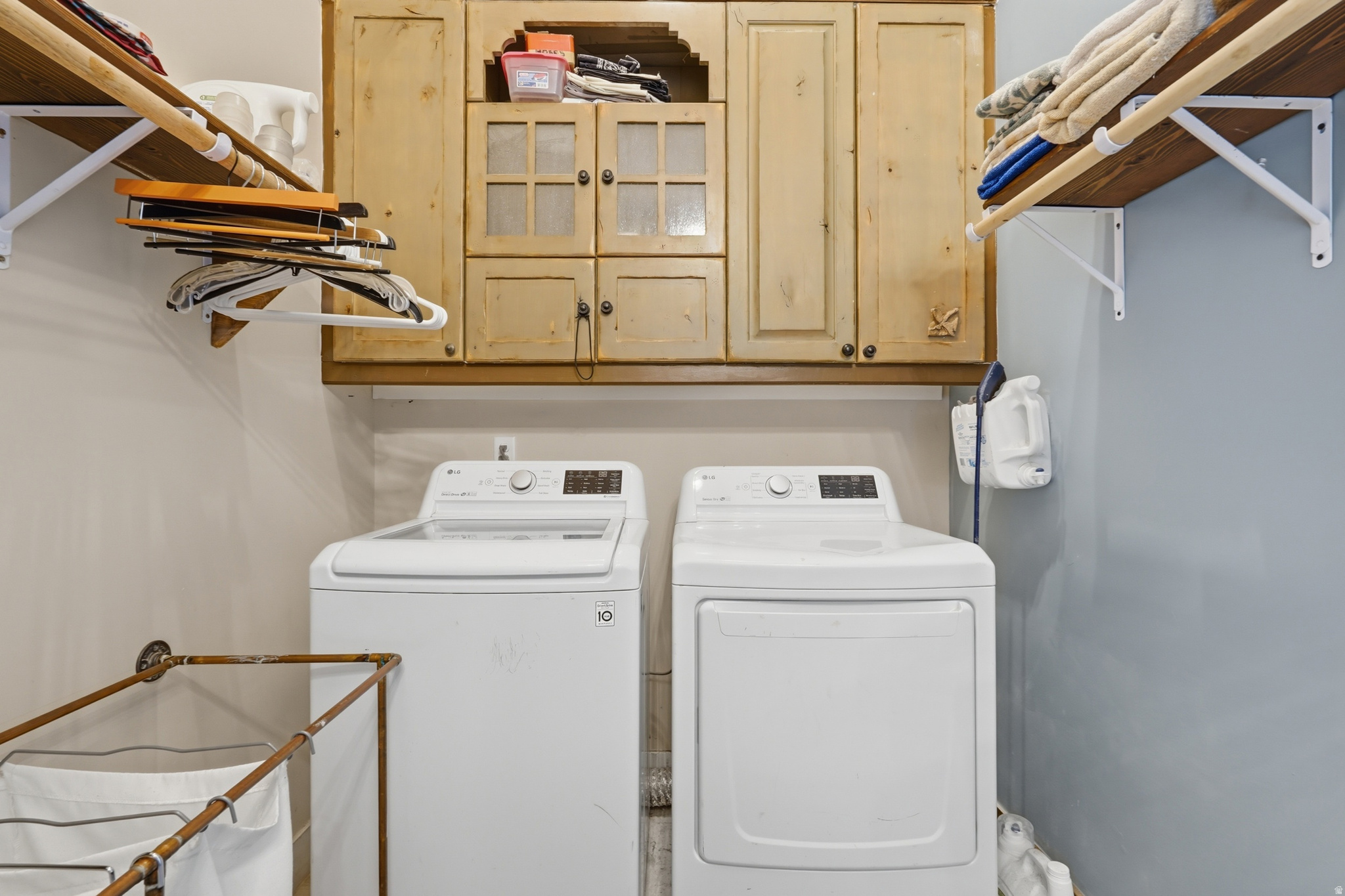 main property photo 19