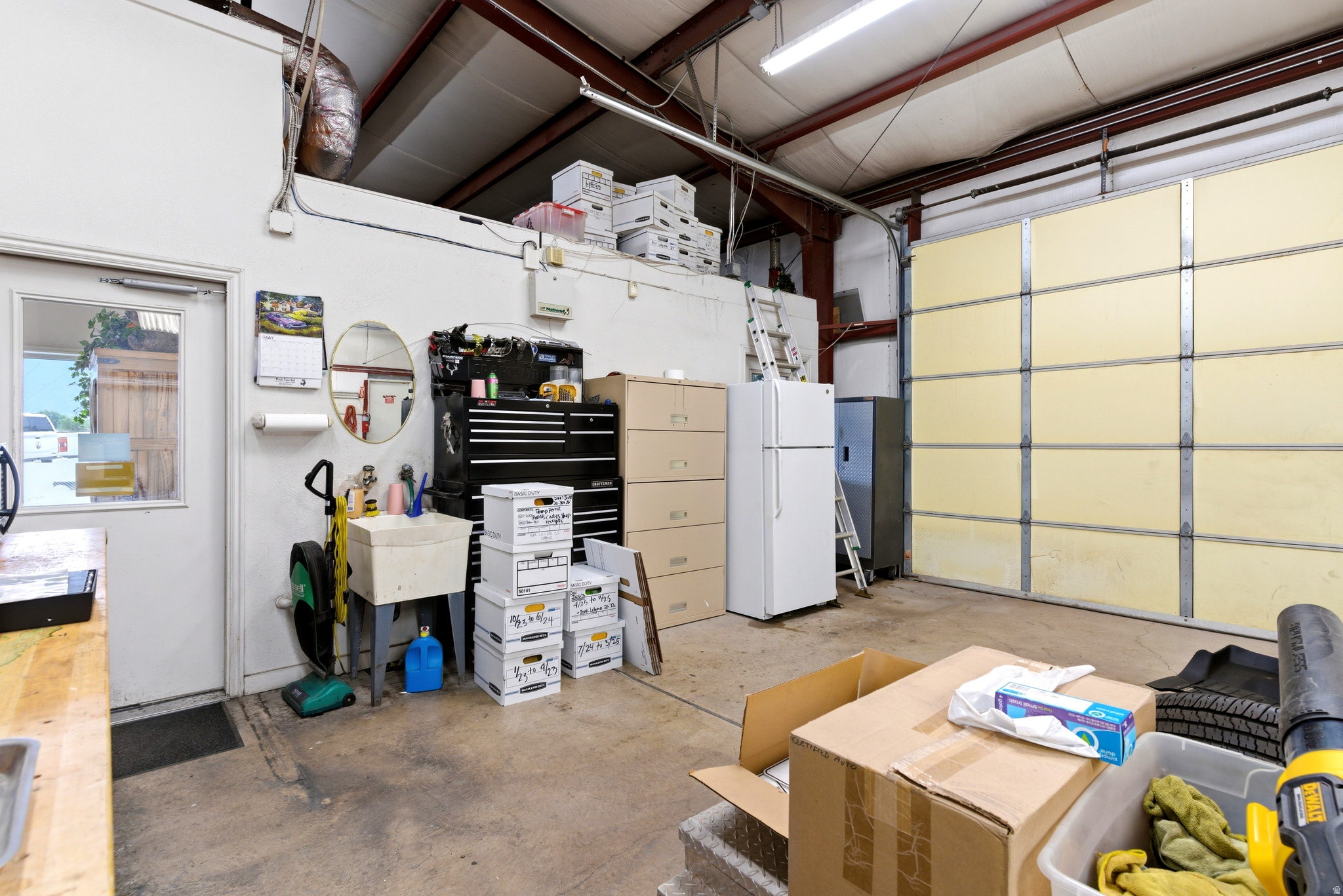 main property photo 15