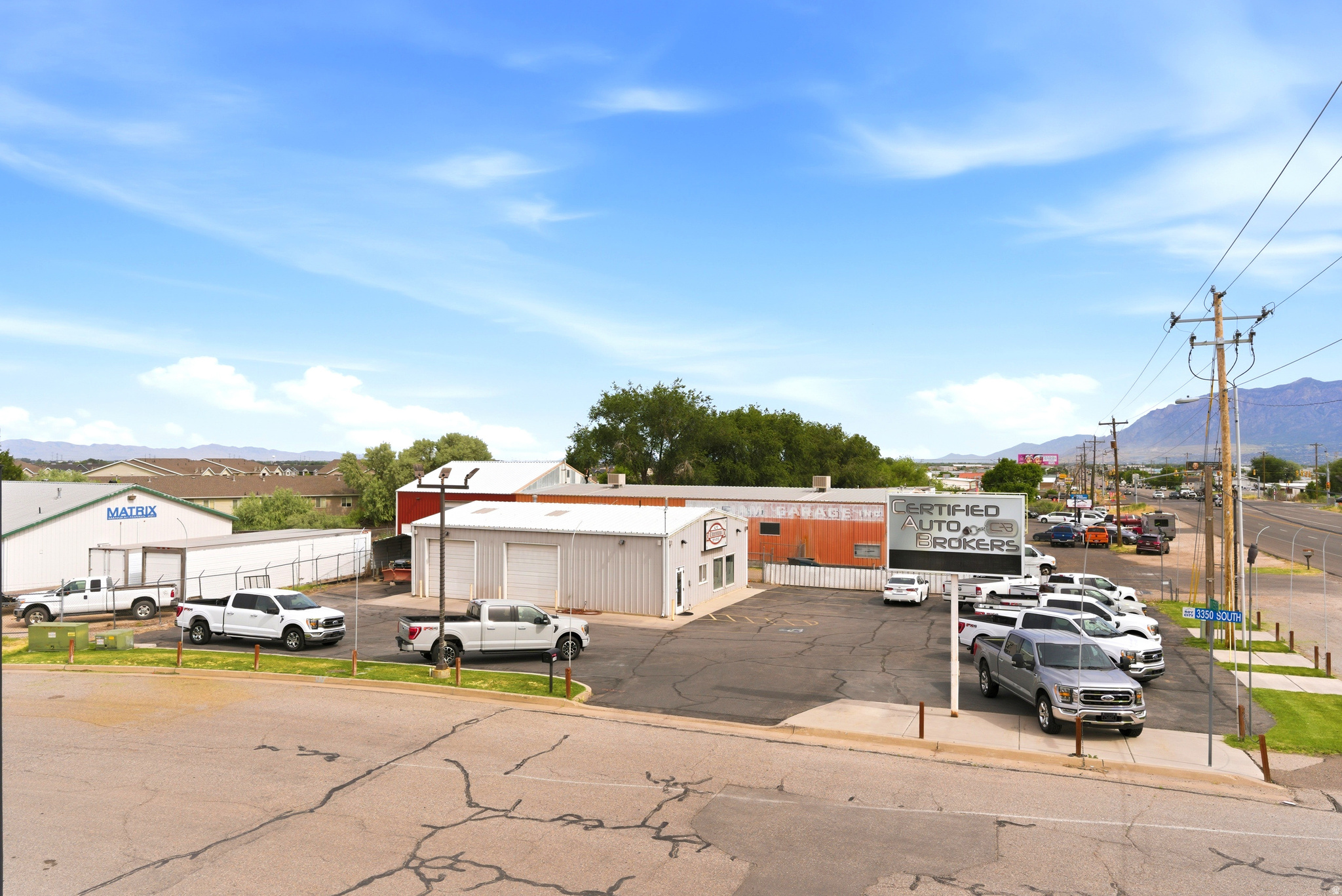main property photo 19