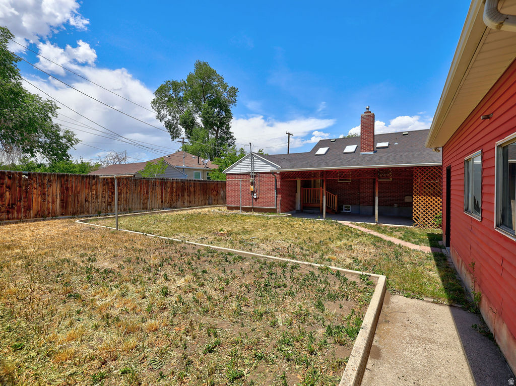 main property photo 35