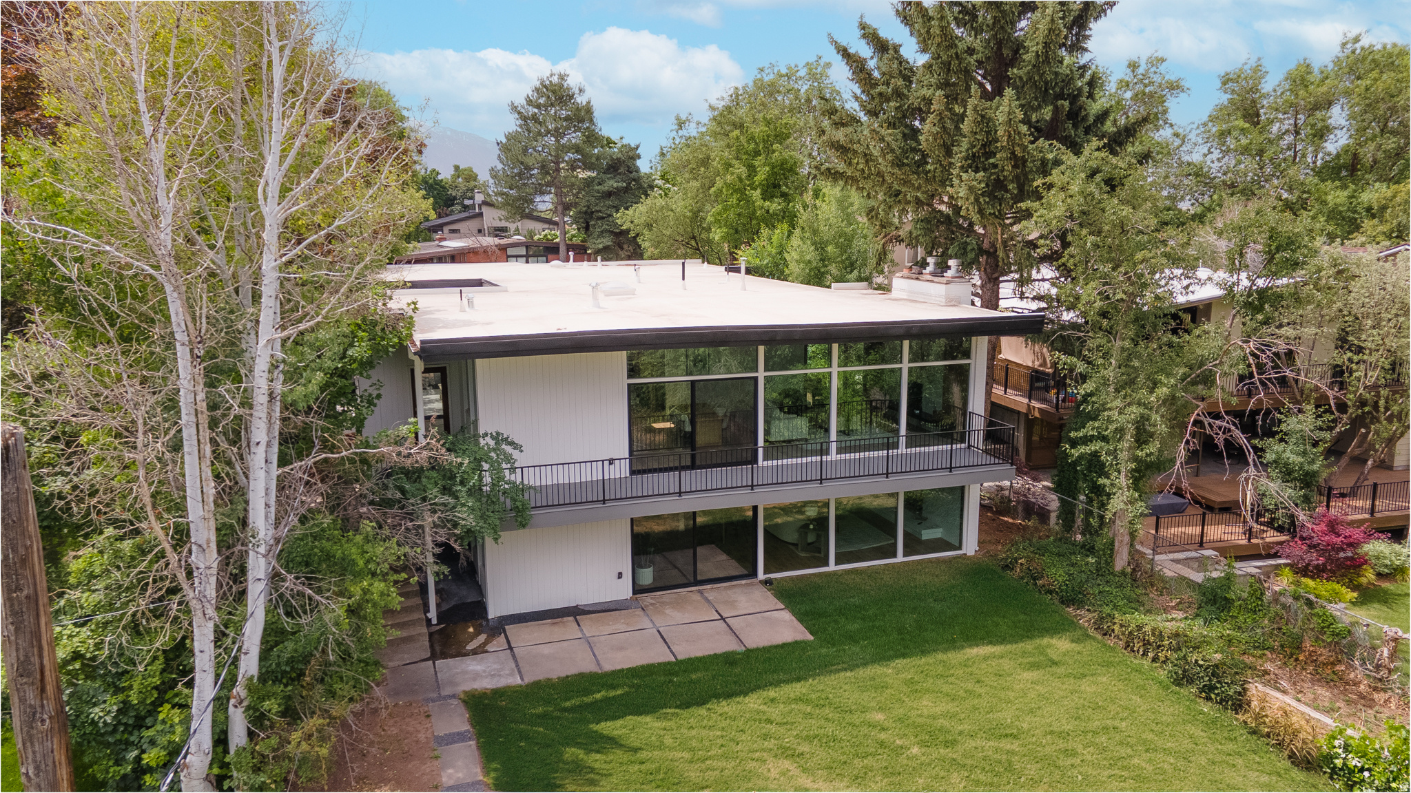 main property photo 61