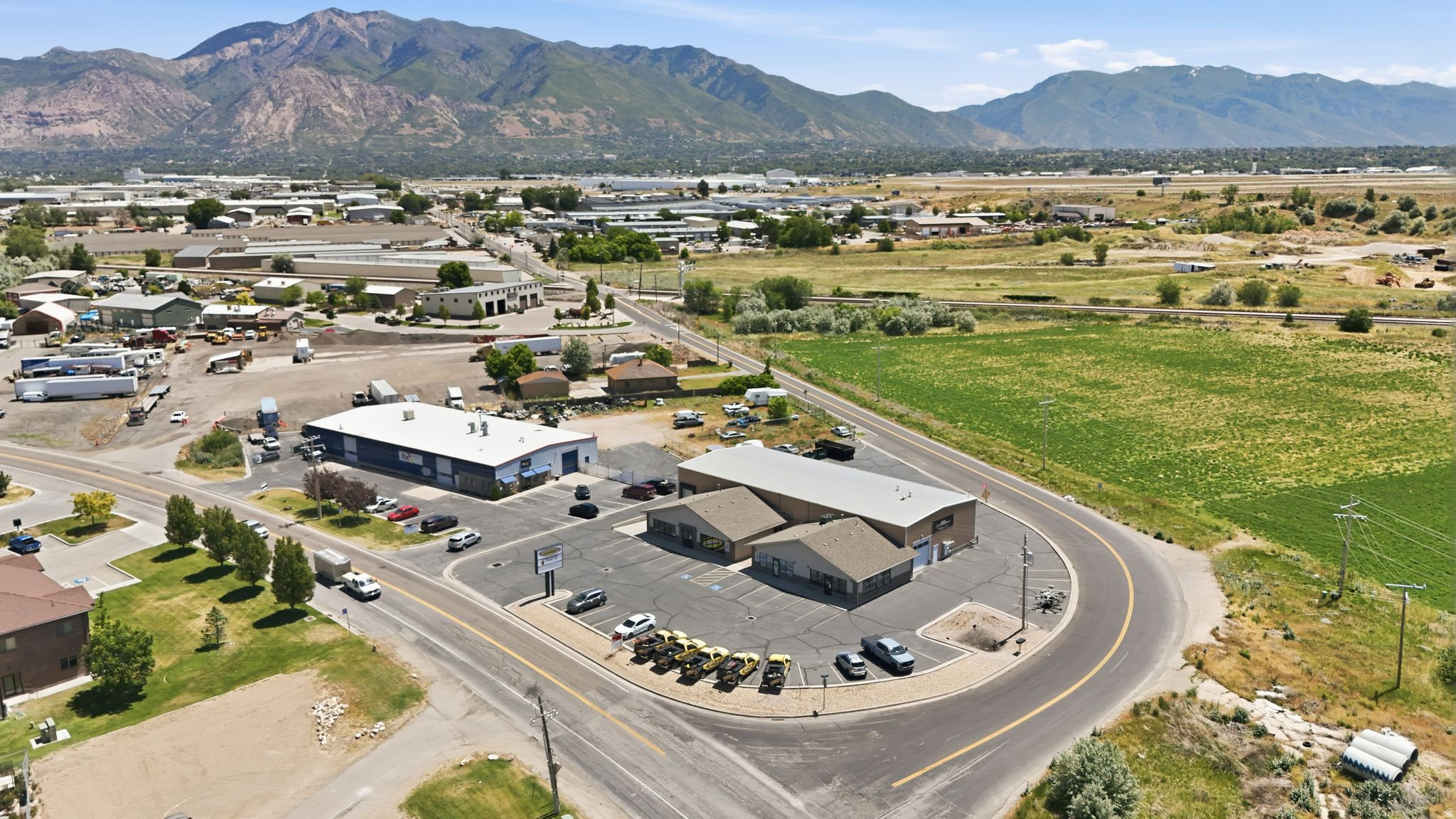 main property photo 35