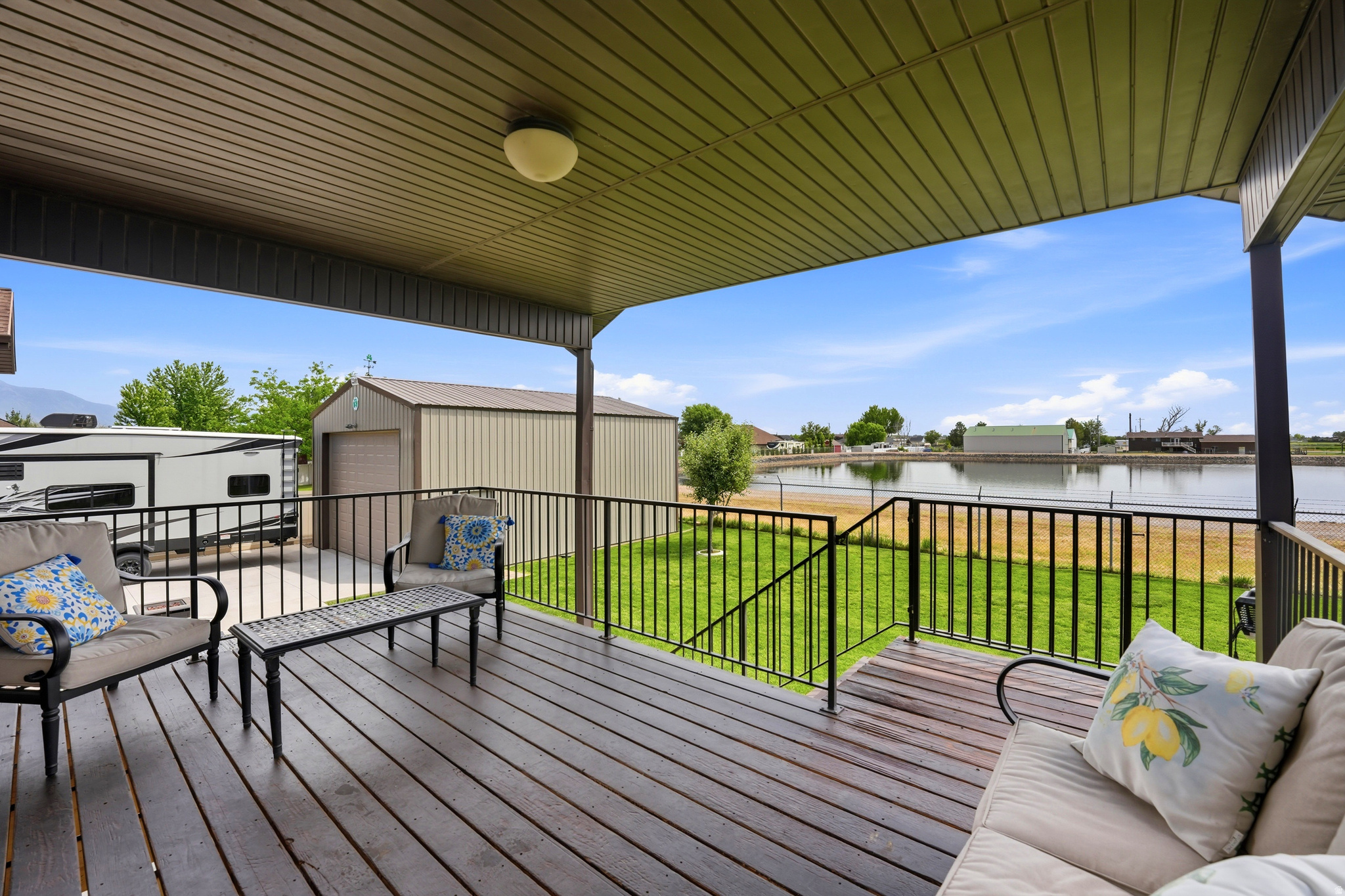 main property photo 15